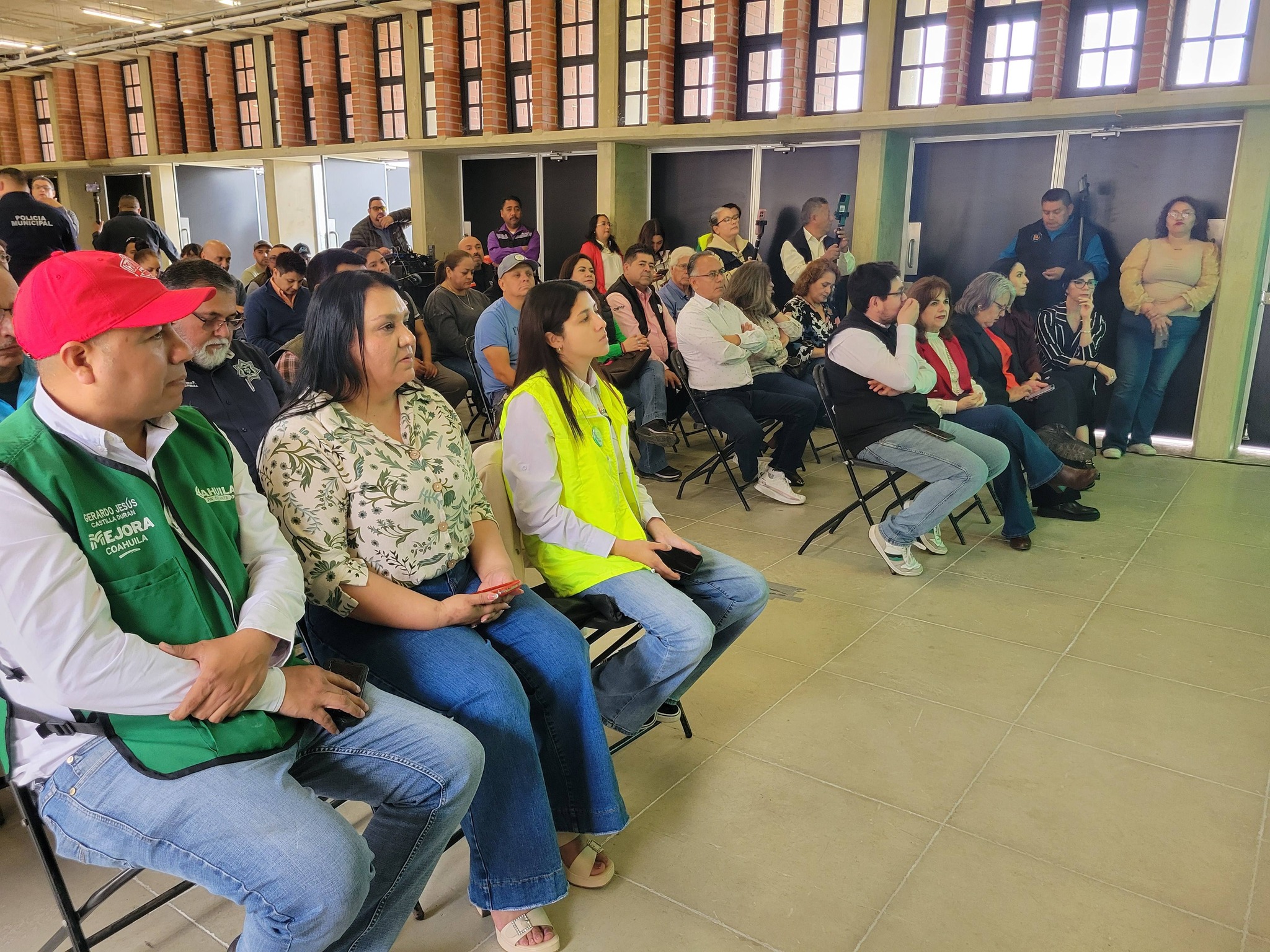 Capacitan a prestadores de servicios turísticos