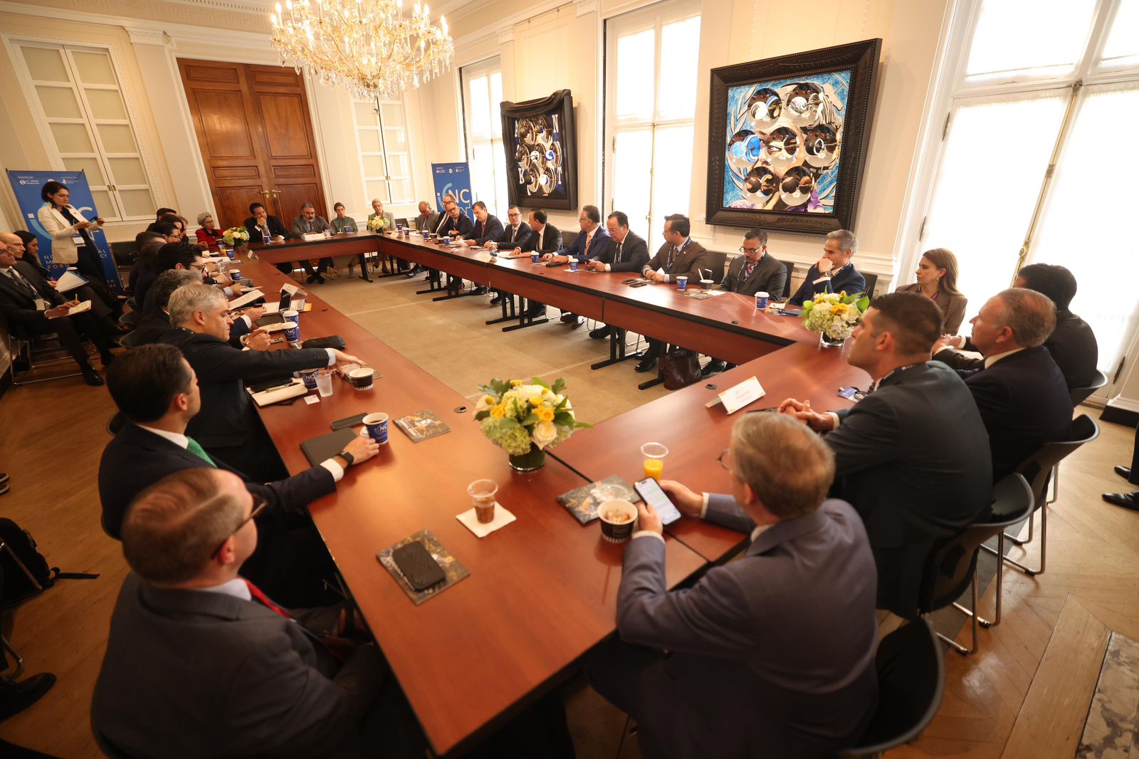 CONSOLIDAMOS ALIANZAS ESTRATÉGICAS Y DE PROMOCIÓN ECONÓMICA DE COAHUILA EN WASHINGTON D.C.: MANOLO