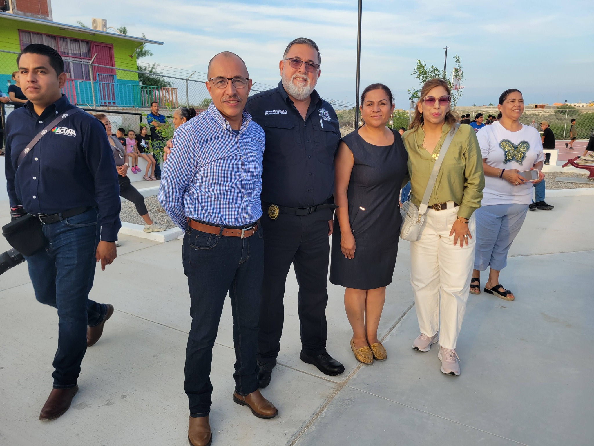 Emilio De Hoyos cumple en Noblassi 2