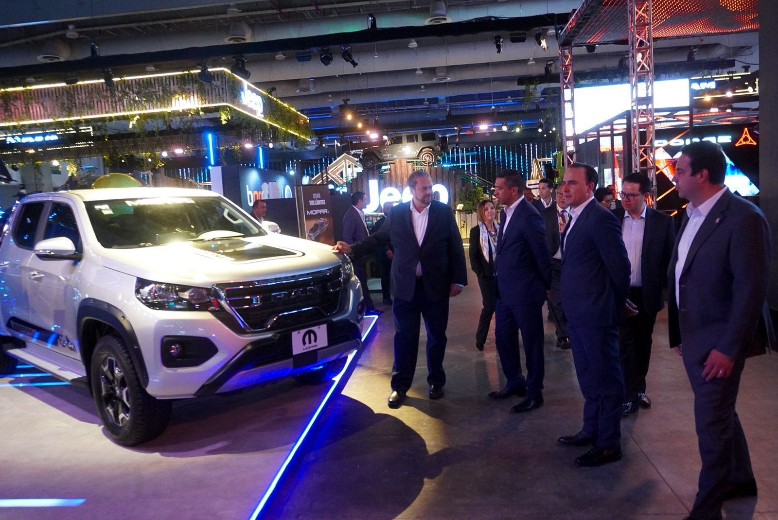 EN COAHUILA FABRICAMOS LAS MEJORES CAMIONETAS DEL MUNDO: MANOLO