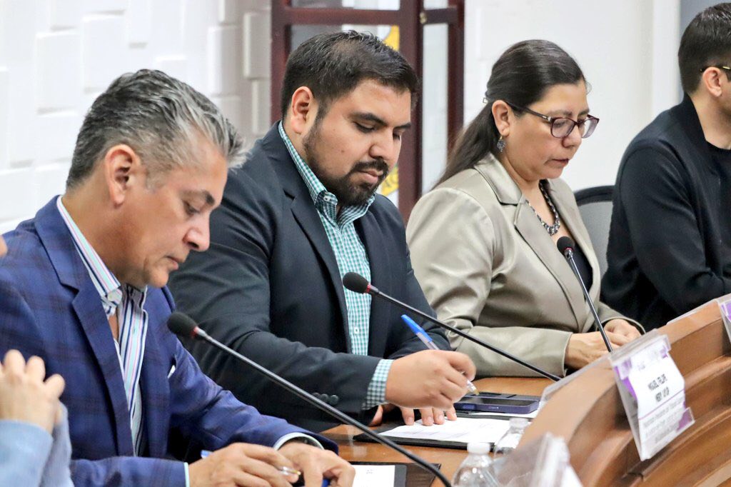 Firman convenio IEC, Poder Judicial y Tribunal Electoral de Coahuila para garantizar aplicación de la "3 de 3 contra la violencia" en candidaturas