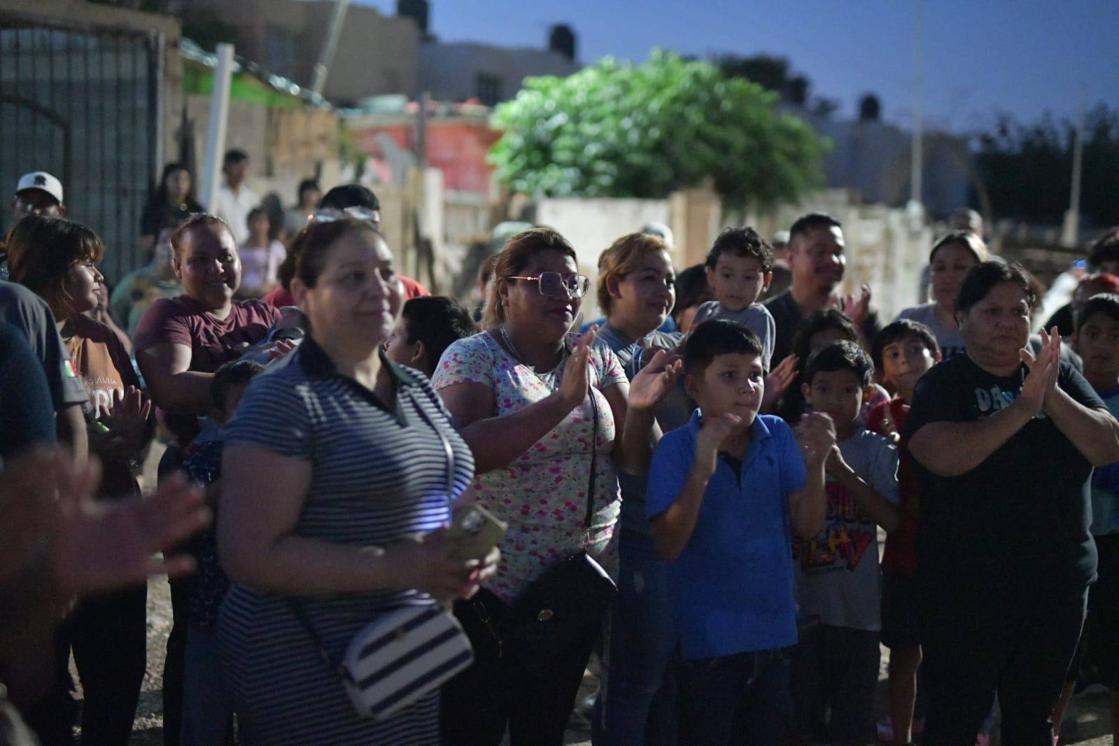 GOBIERNO DE UNIDAD CONSTRUYE RED ELÉCTRICA EN FUNDADORES