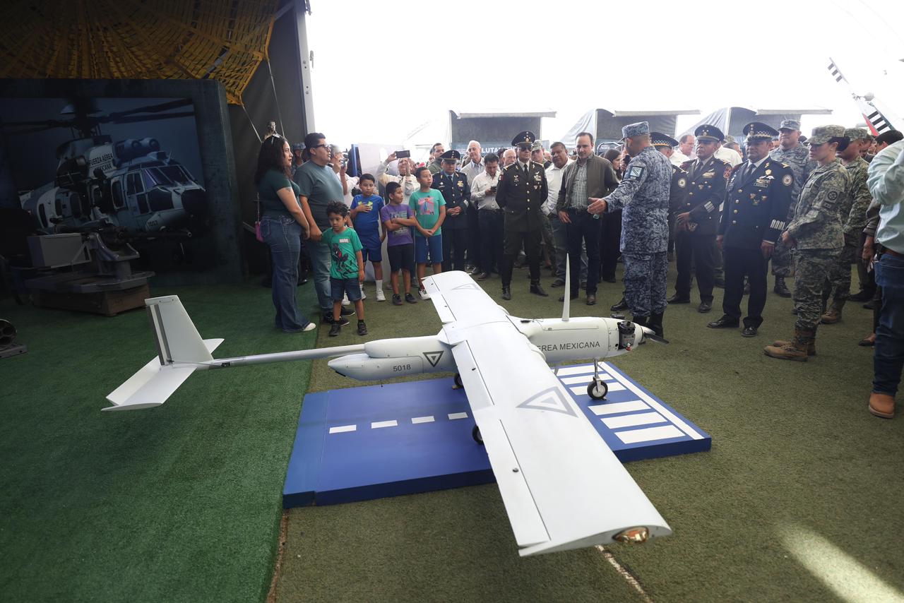 JUNTO CON EL EJÉRCITO INAUGURAMOS "LA GRAN FUERZA DE MÉXICO": MANOLO