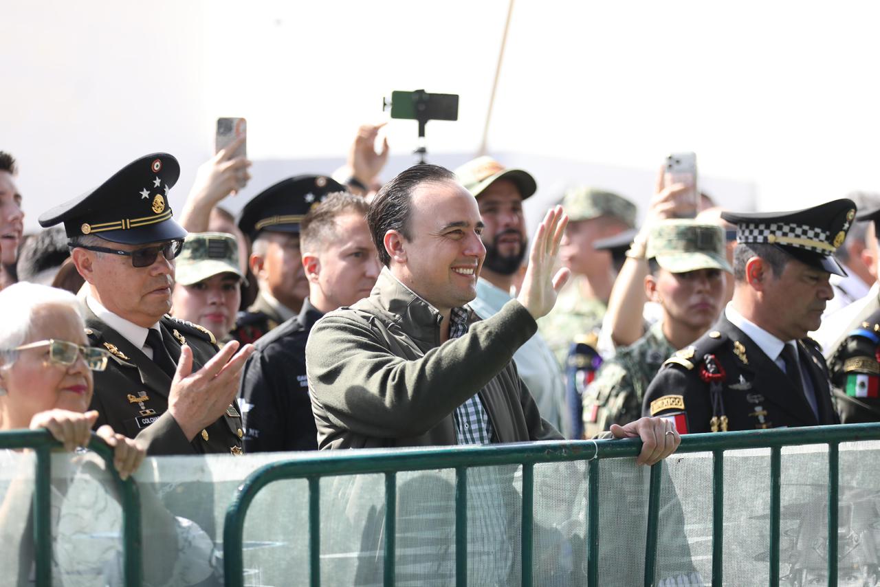 JUNTO CON EL EJÉRCITO INAUGURAMOS "LA GRAN FUERZA DE MÉXICO": MANOLO