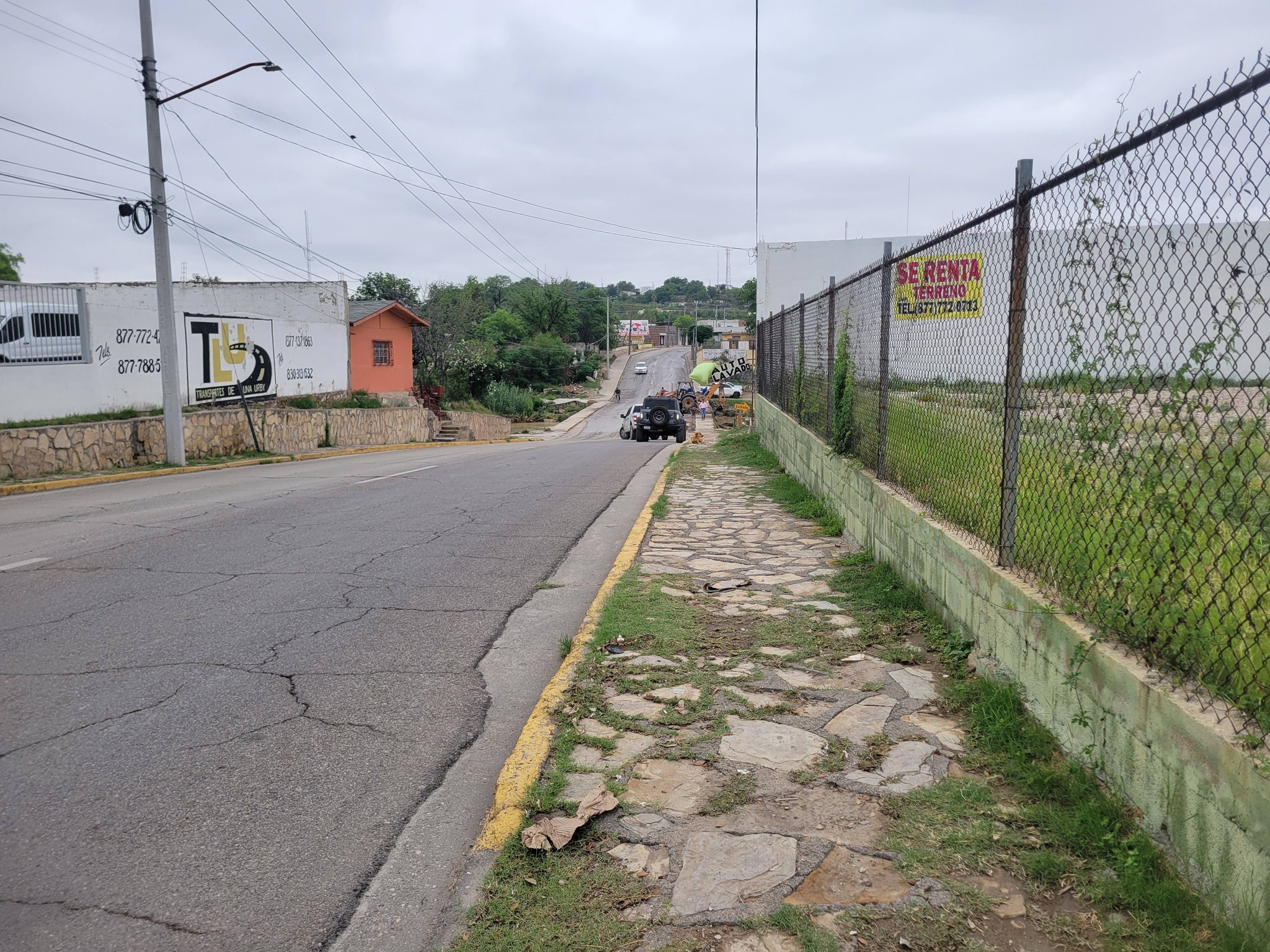 Limpian de basura vado de la Aquiles Serdán