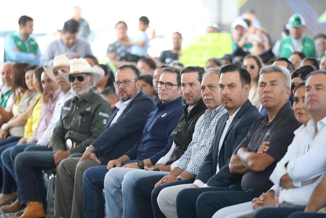 SEGUIMOS MEJORANDO LA MOVILIDAD Y LA CONECTIVIDAD EN TODAS LAS REGIONES: MANOLO