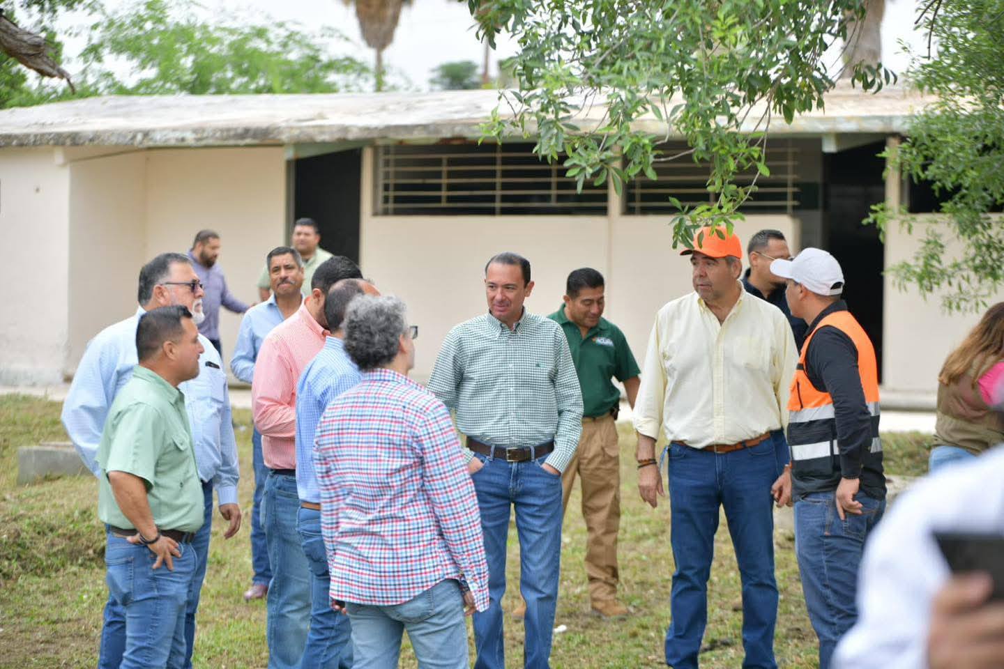 SUPERVISAN MEJORAS EN EL PARQUE BRAULIO FERNÁNDEZ AGUIRRE
