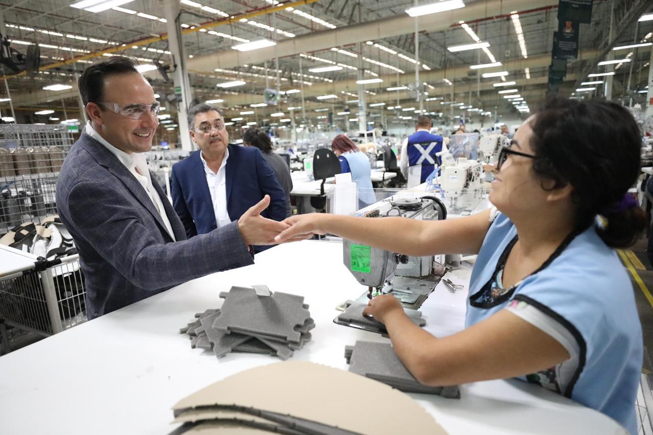 ANUNCIAN 1500 EMPLEOS DE ADIENT TECHNOTRIM PARA LA REGIÓN CENTRO