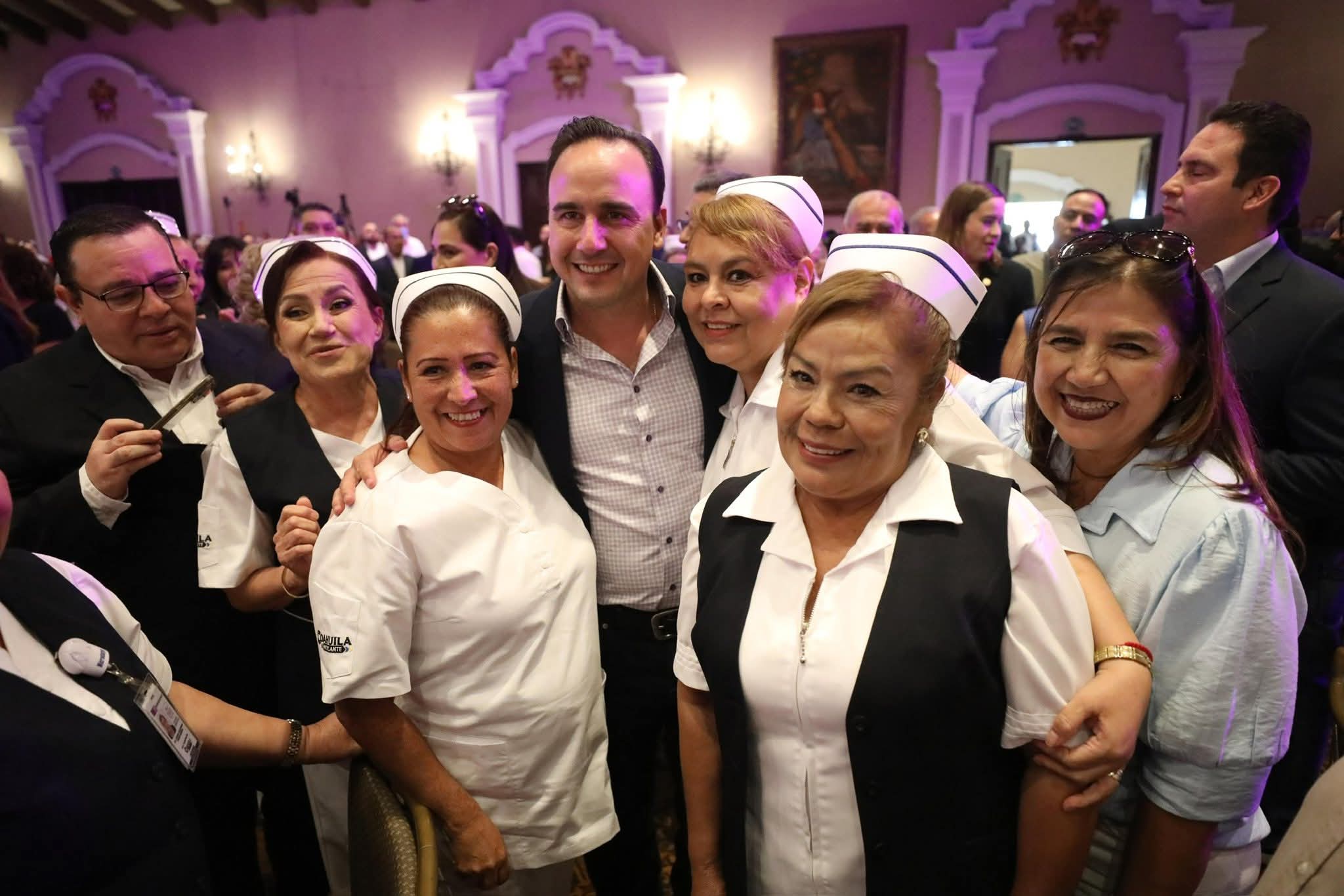 EN EQUIPO CON LAS Y LOS ENFERMEROS DE COAHUILA, FORTALECEMOS NUESTRO SISTEMA DE SALUD: MANOLO