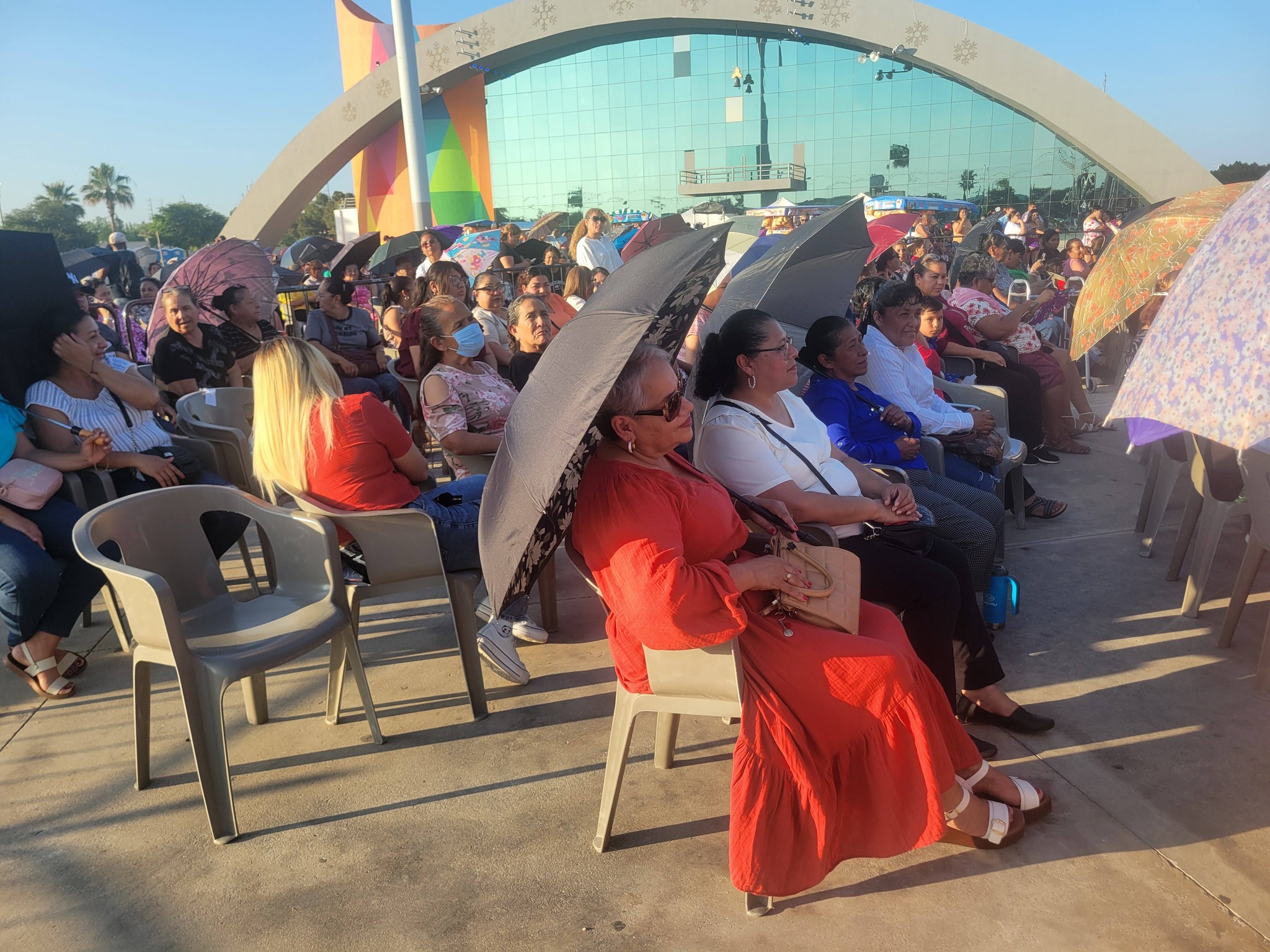 Festeja gobierno municipal a las mamás de Acuña