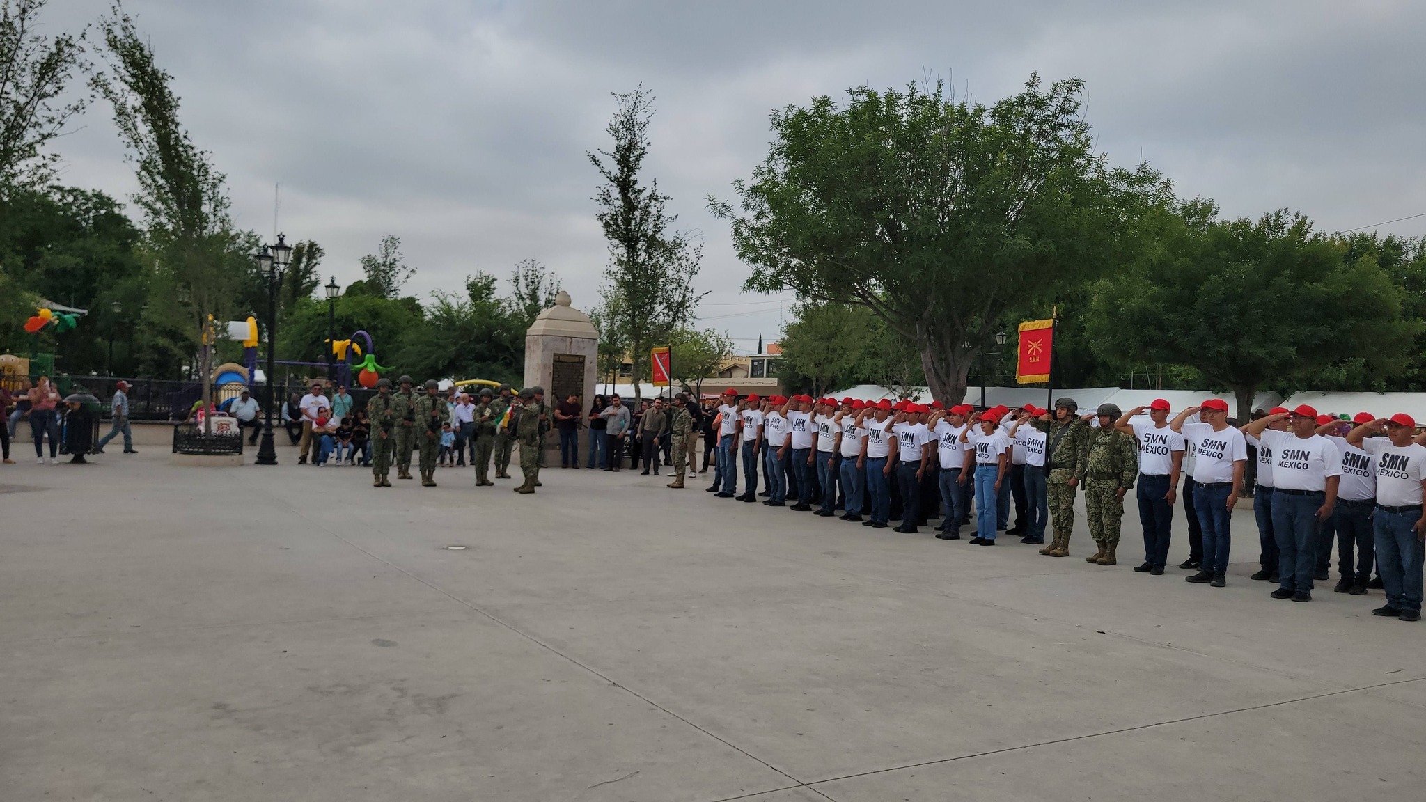 Juran bandera los soldados del Servicio Militar Nacional