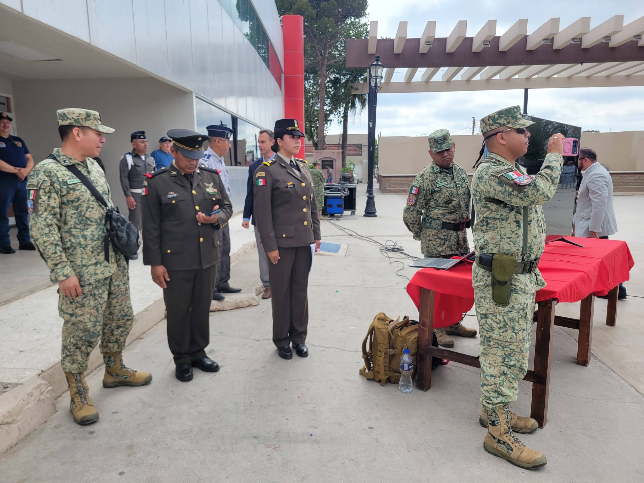 Juran bandera los soldados del Servicio Militar Nacional