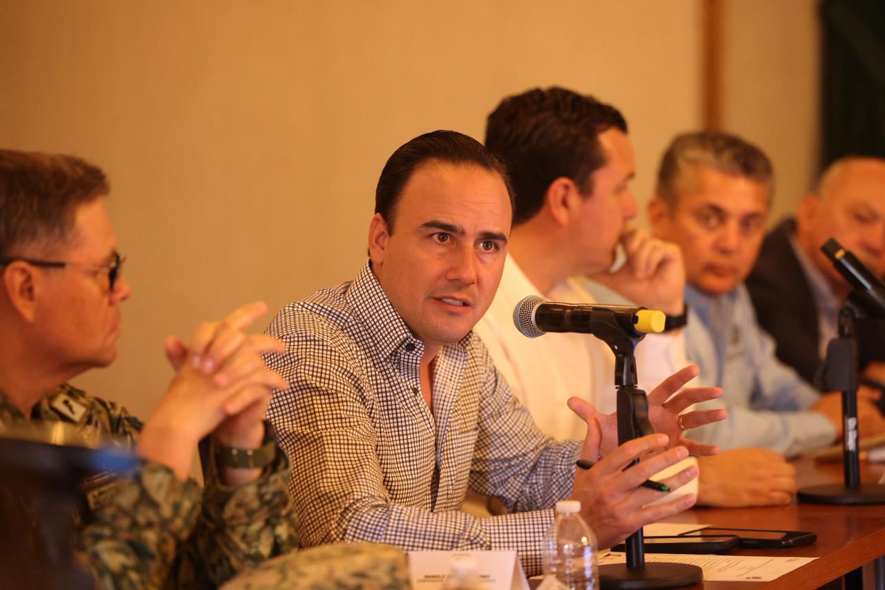 PRESIDE MANOLO JIMÉNEZ LA MESA DE CONSTRUCCIÓN DE PAZ Y SEGURIDAD EN COAHUILA
