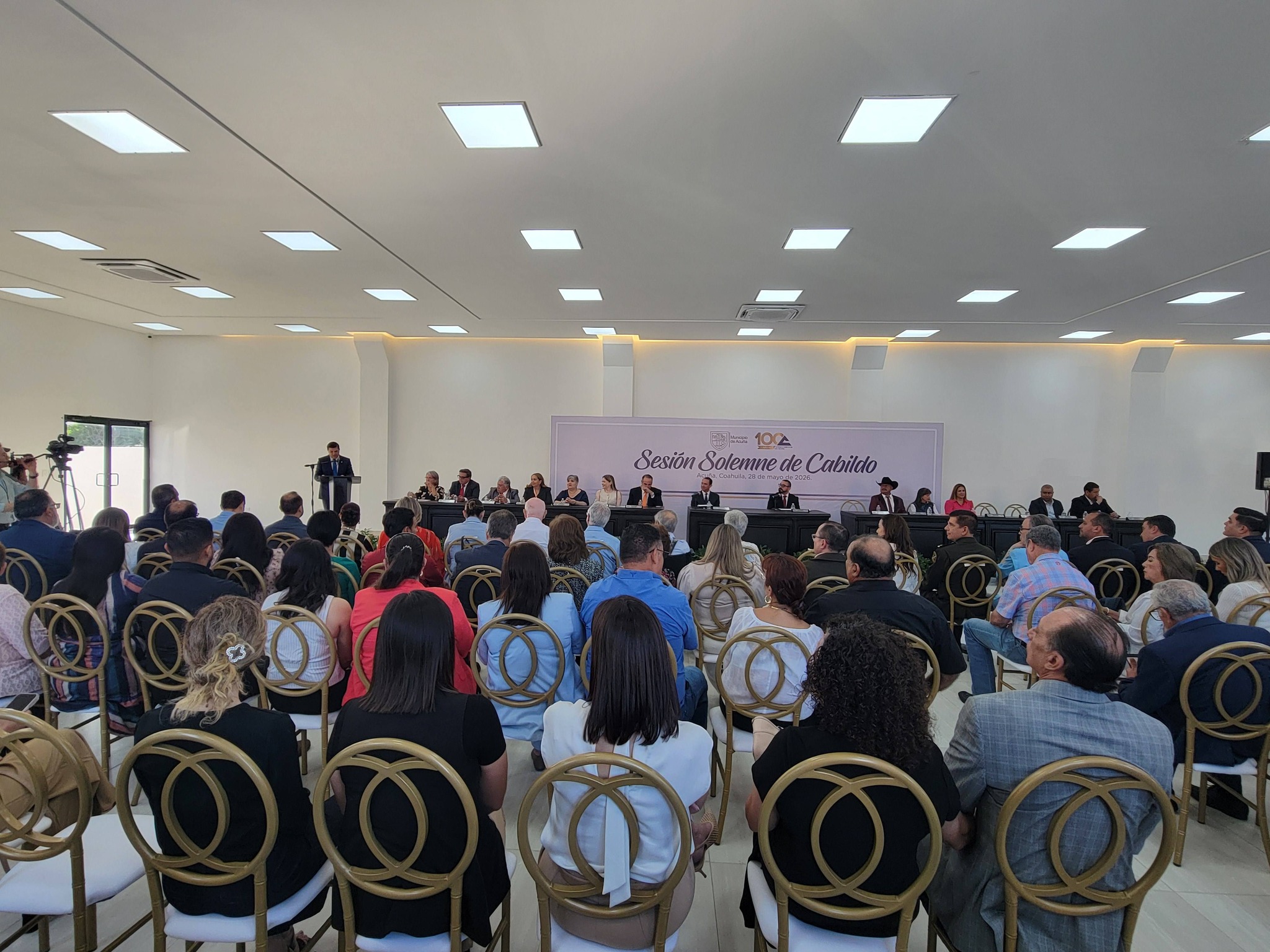 Reconoce Cabildo a CANACO Servytur Acuña