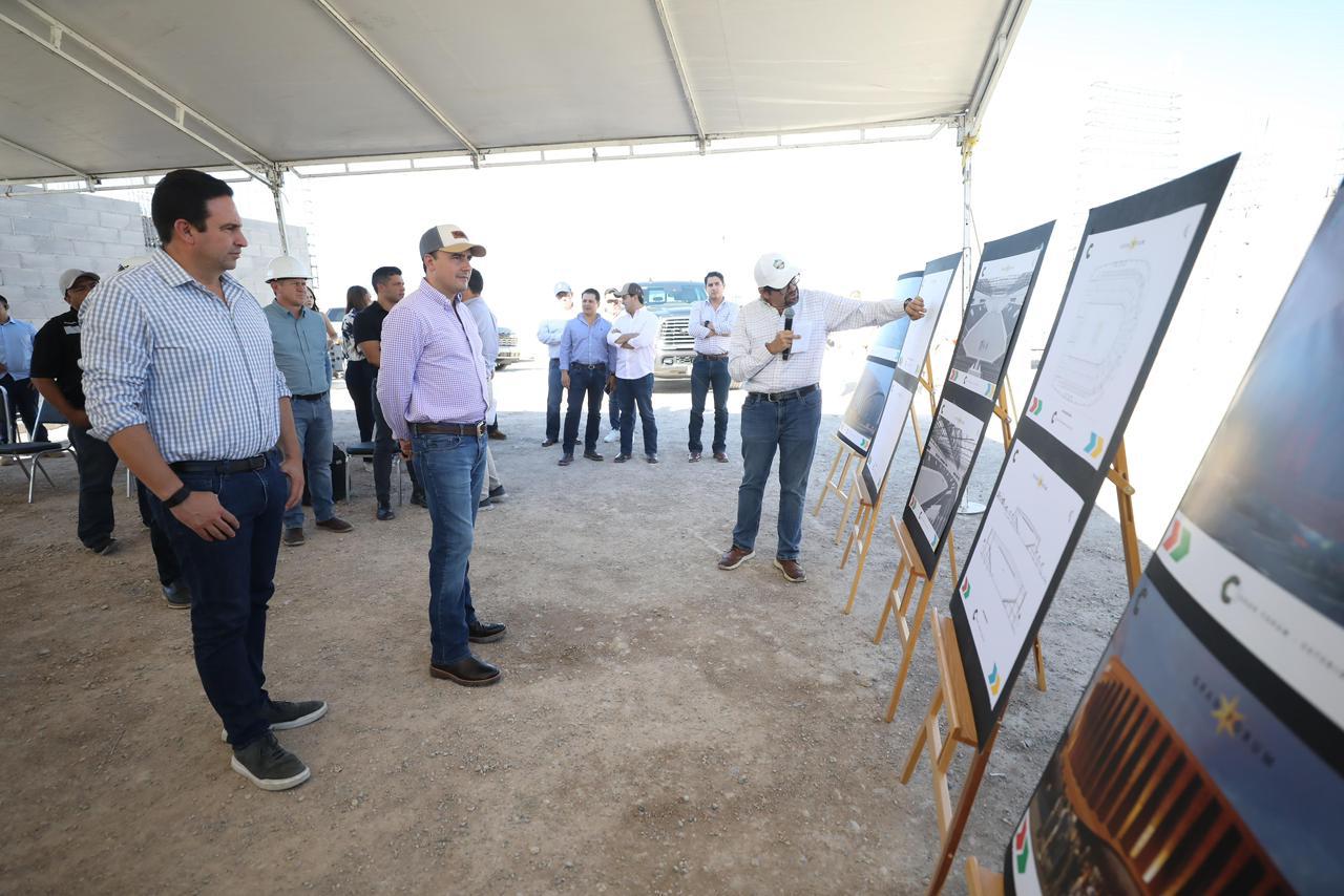 SUPERVISA MANOLO JIMÉNEZ TRABAJOS DE CONSTRUCCIÓN DE LA EXPO COAHUILA