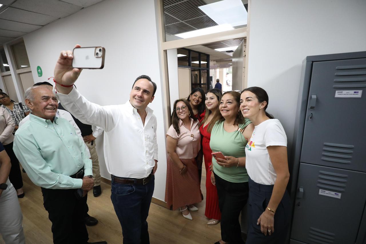 SUPERVISAN MANOLO Y PAOLA EL CENTRO ESTATAL DE SALUD MENTAL SURESTE