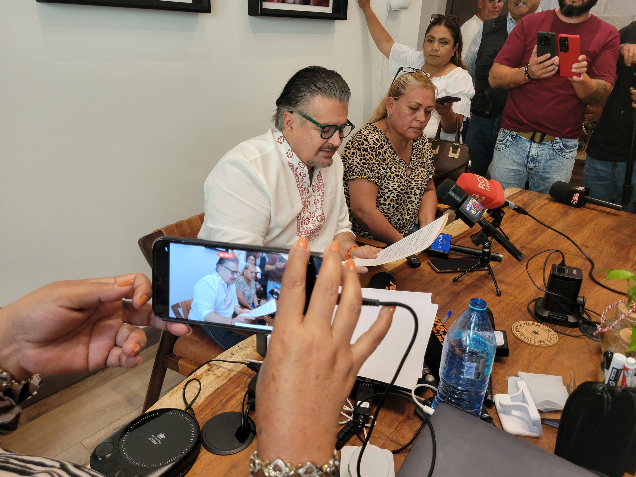 VAN CONTRA EMPRESA VALE AMIGO POR SECUESTRO
