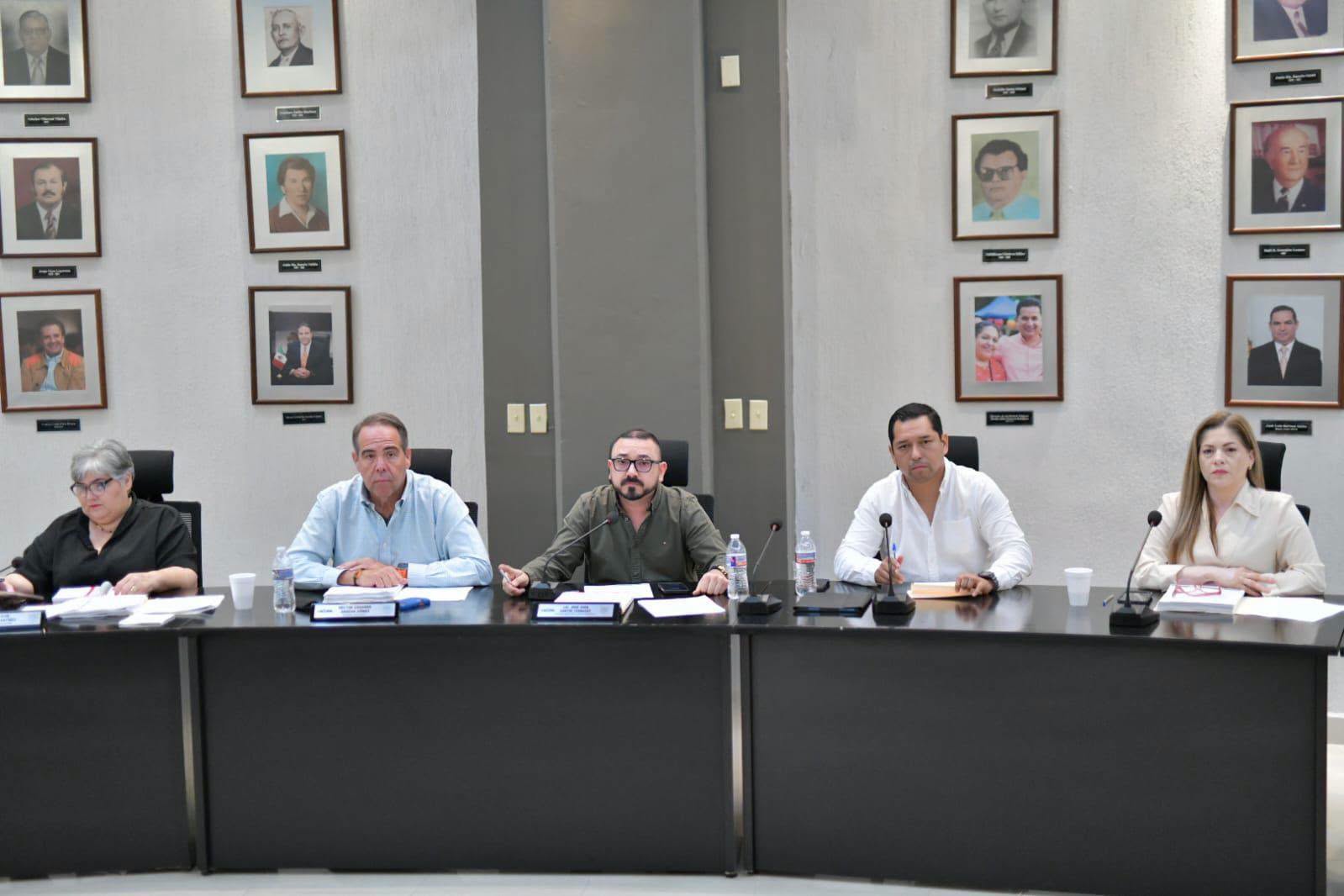 APRUEBA CABILDO DE ACUÑA CONTRATO DE COLABORACIÓN PARA LA CONSTRUCCIÓN DE OBRAS COMPLEMENTARIAS PARA LA CIUDAD