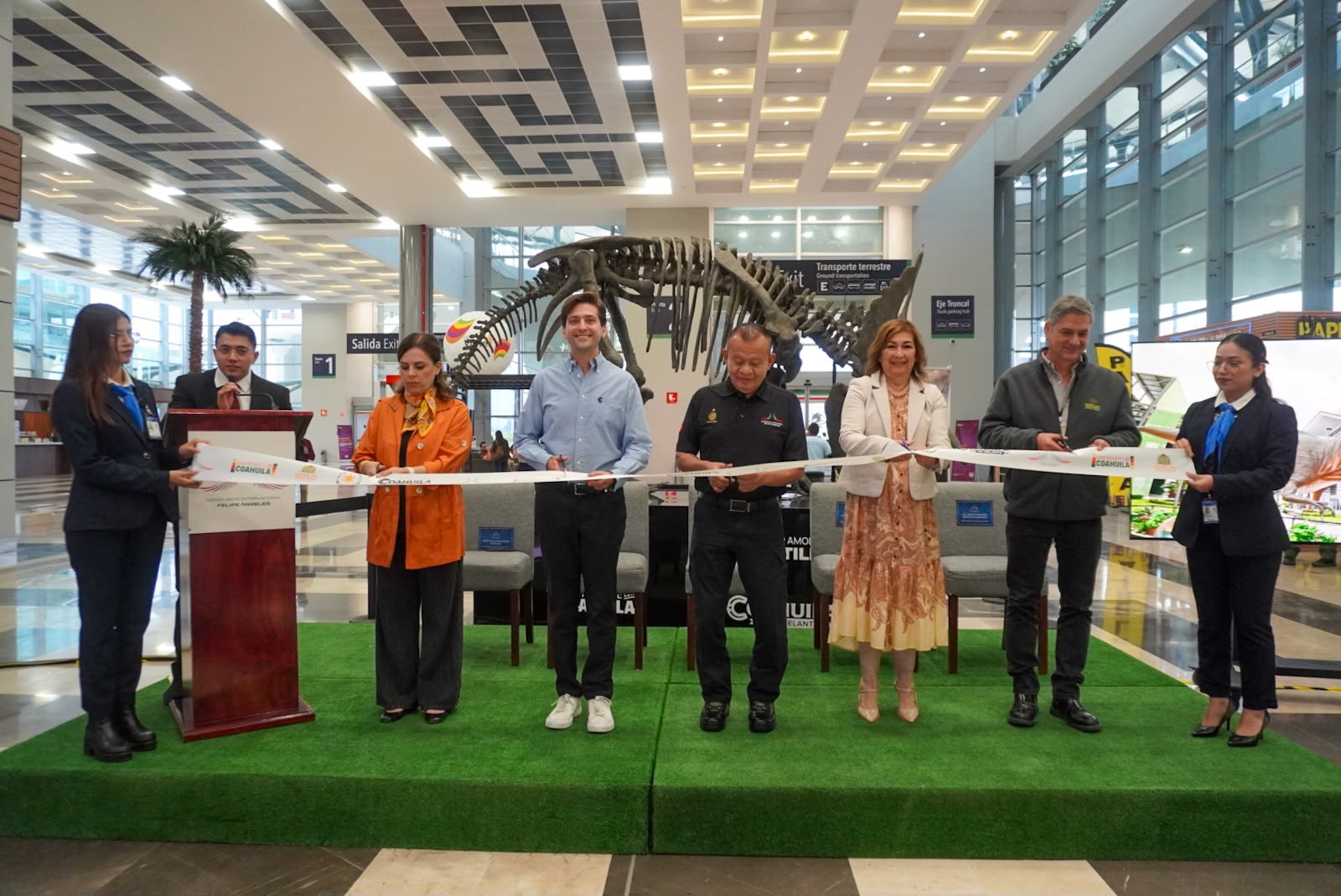 COAHUILA FORTALECE SU PROYECCIÓN NACIONAL E INTERNACIONAL CON LA INAUGURACIÓN DE LA EXPOSICIÓN "PASAJEROS DEL TIEMPO" EN EL AIFA