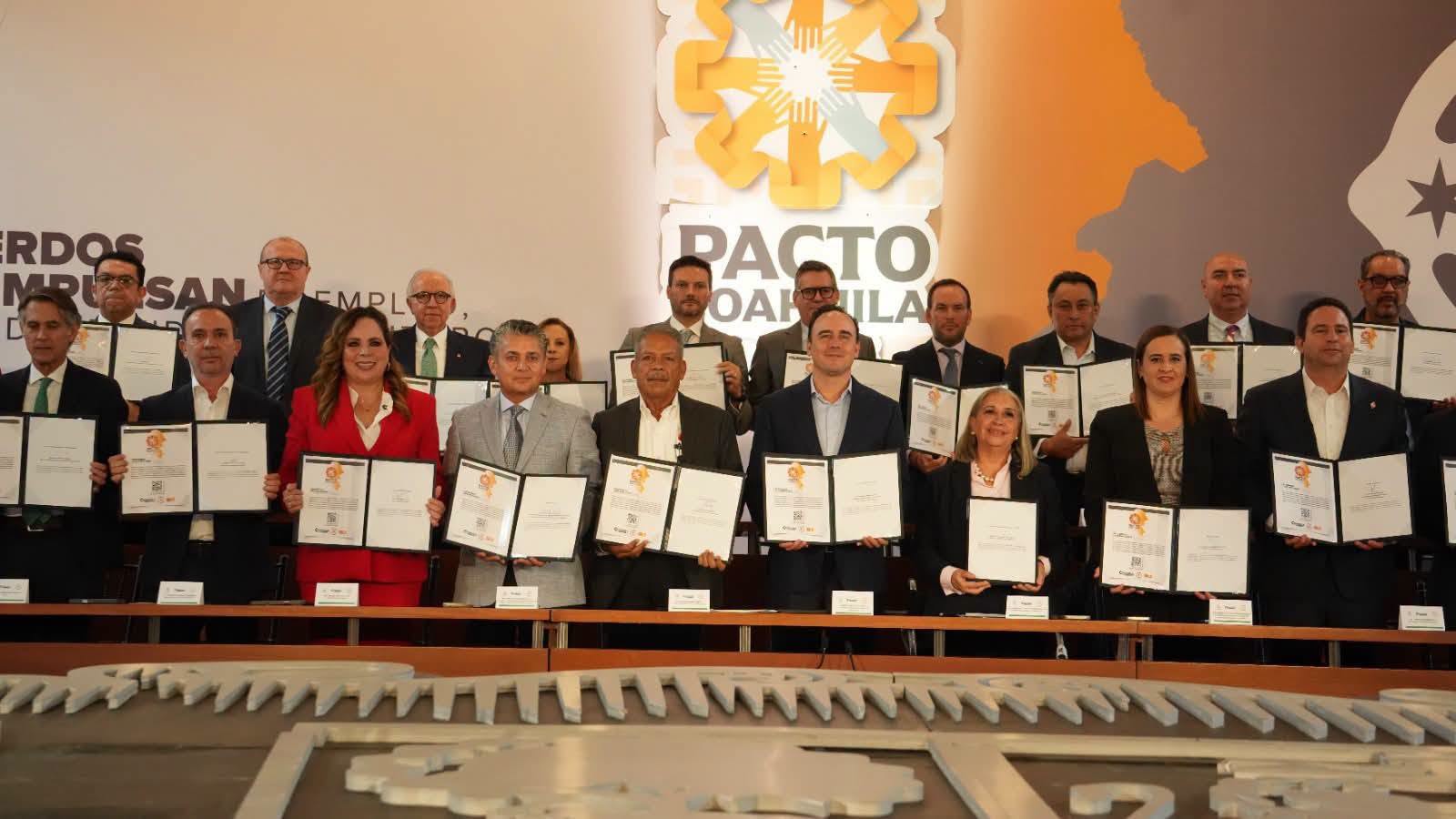 Participa la CTM en la firma del Pacto Coahuila 2026