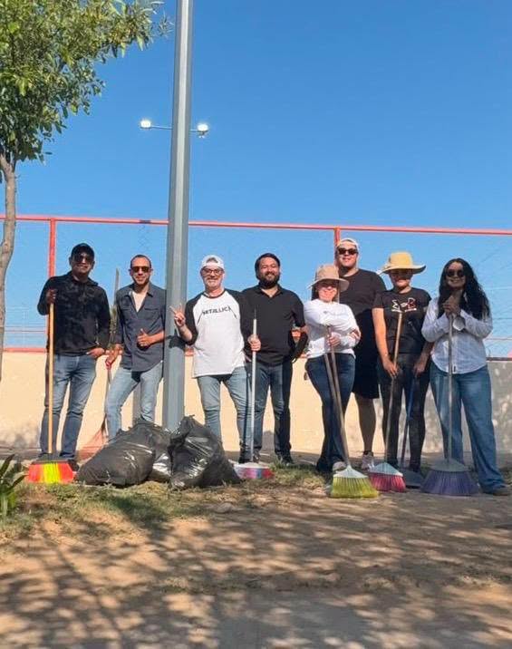 POR AMOR A MI PLAZA SIGUE SUMANDO ESFUERZOS POR UNA MEJOR CIUDAD
