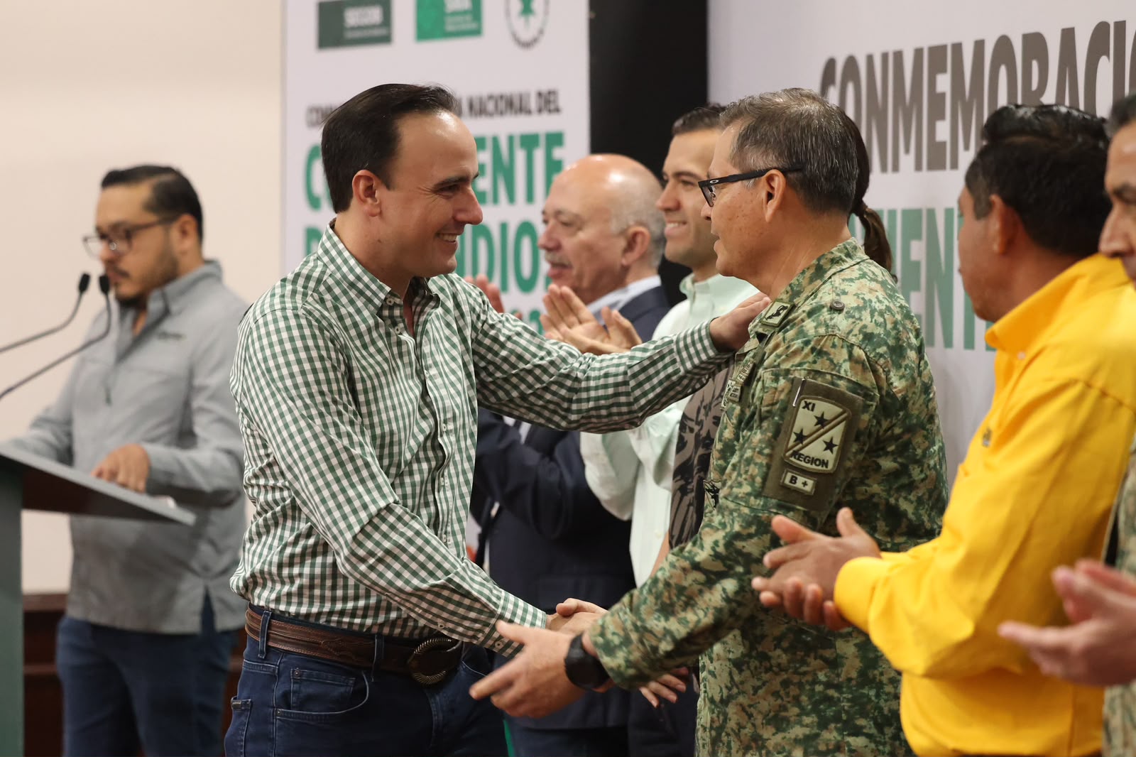 AQUÍ TENEMOS A LOS MEJORES COMBATIENTES DE INCENDIOS FORESTALES DE MÉXICO: MANOLO