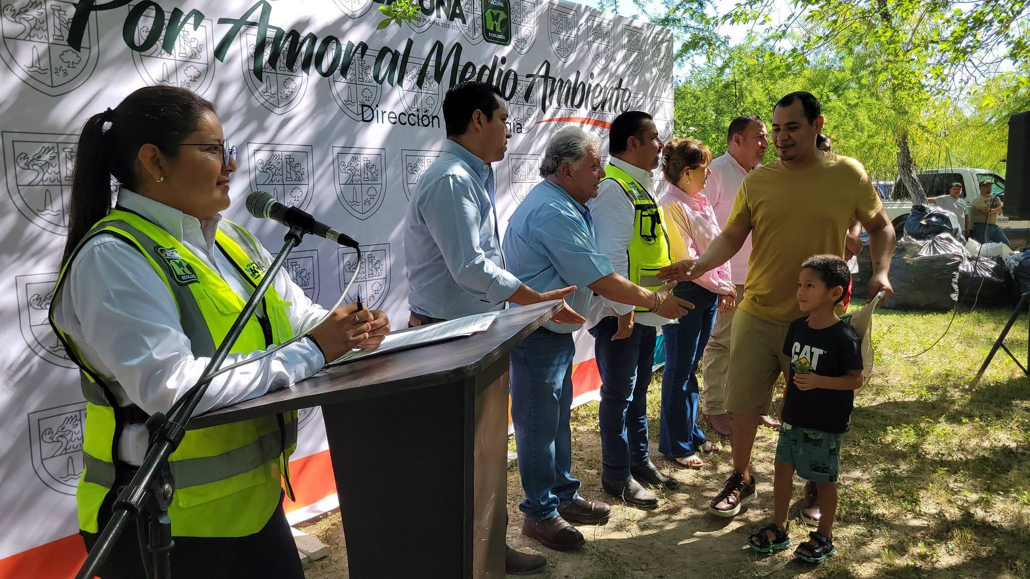 Arranca en Acuña campaña de reforestación y reciclaje
