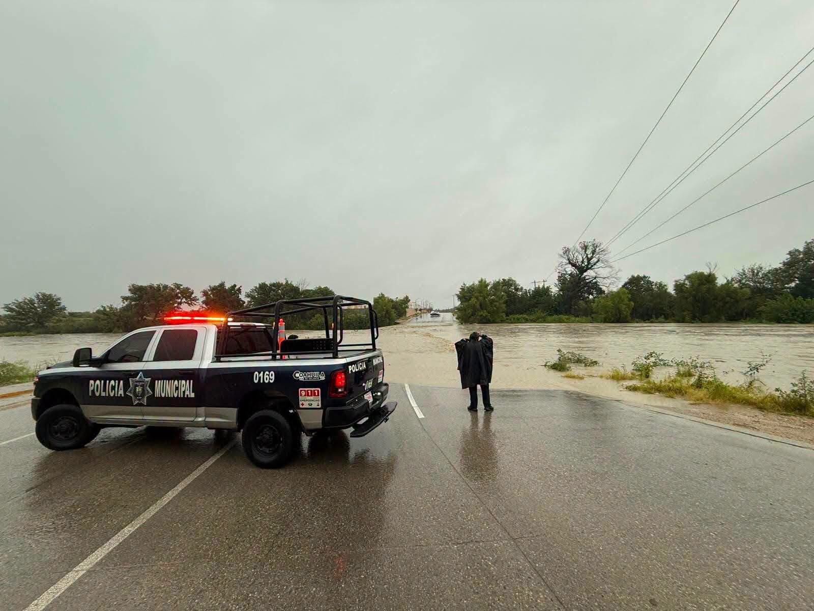 Cierran temporalmente vados y calles en Acuña por condiciones climáticas