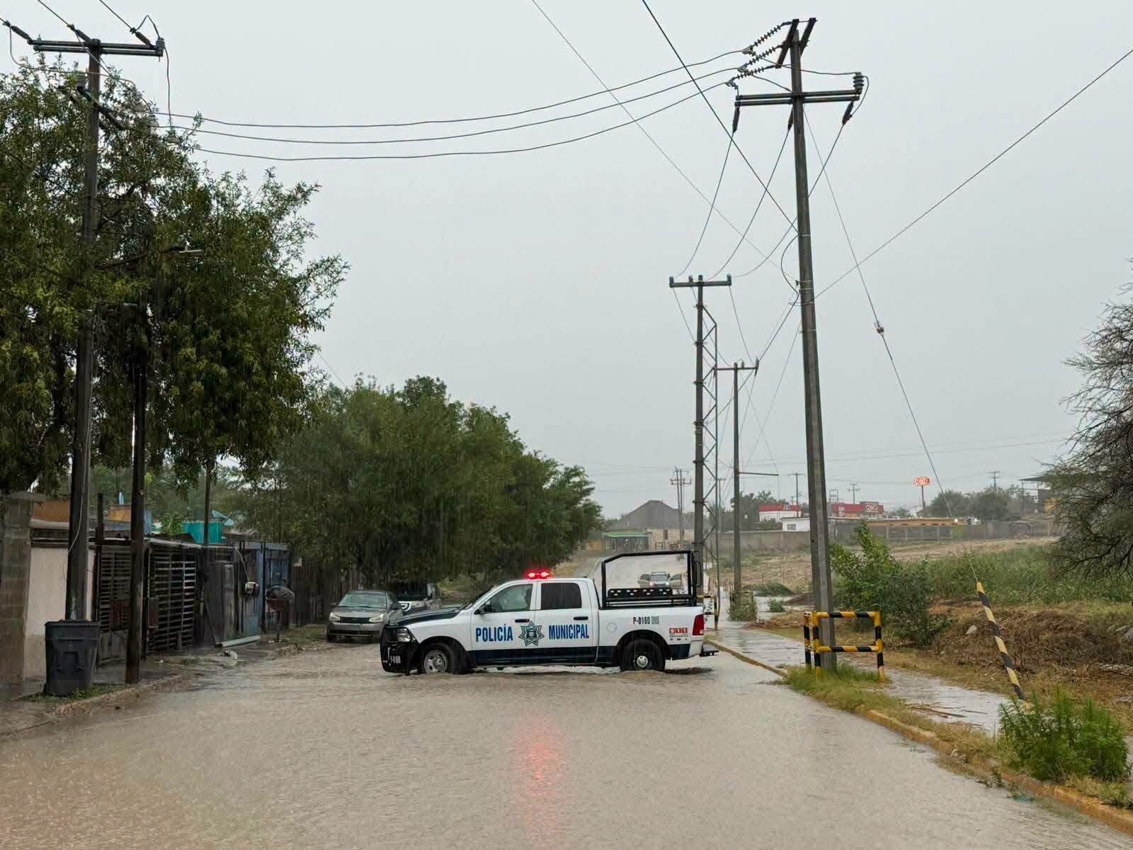 Cierran temporalmente vados y calles en Acuña por condiciones climáticas