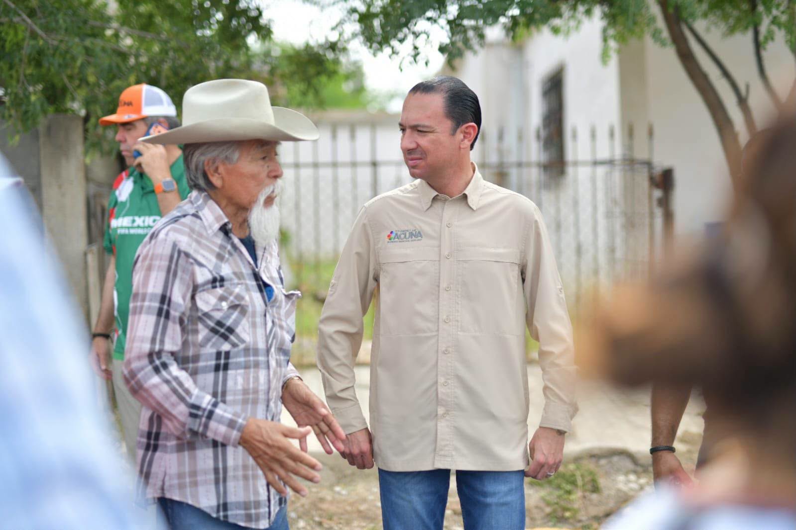 CUMPLE GOBIERNO MUNICIPAL COMPROMISO CON VECINOS DE LA COLONIA GÁMEZ SUMARÁN