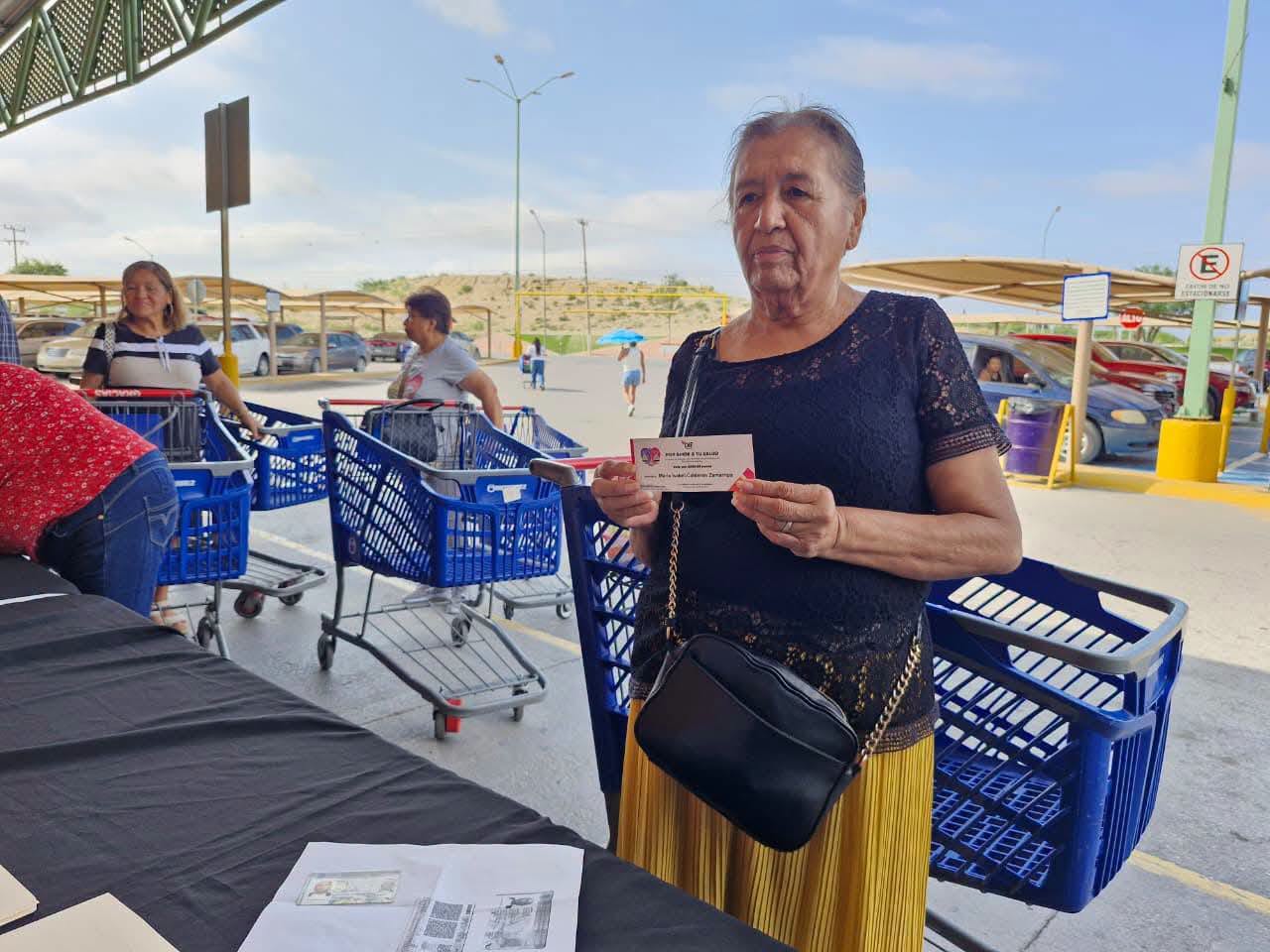 Entrega DIF el programa social "Por Amor a tu Salud"
