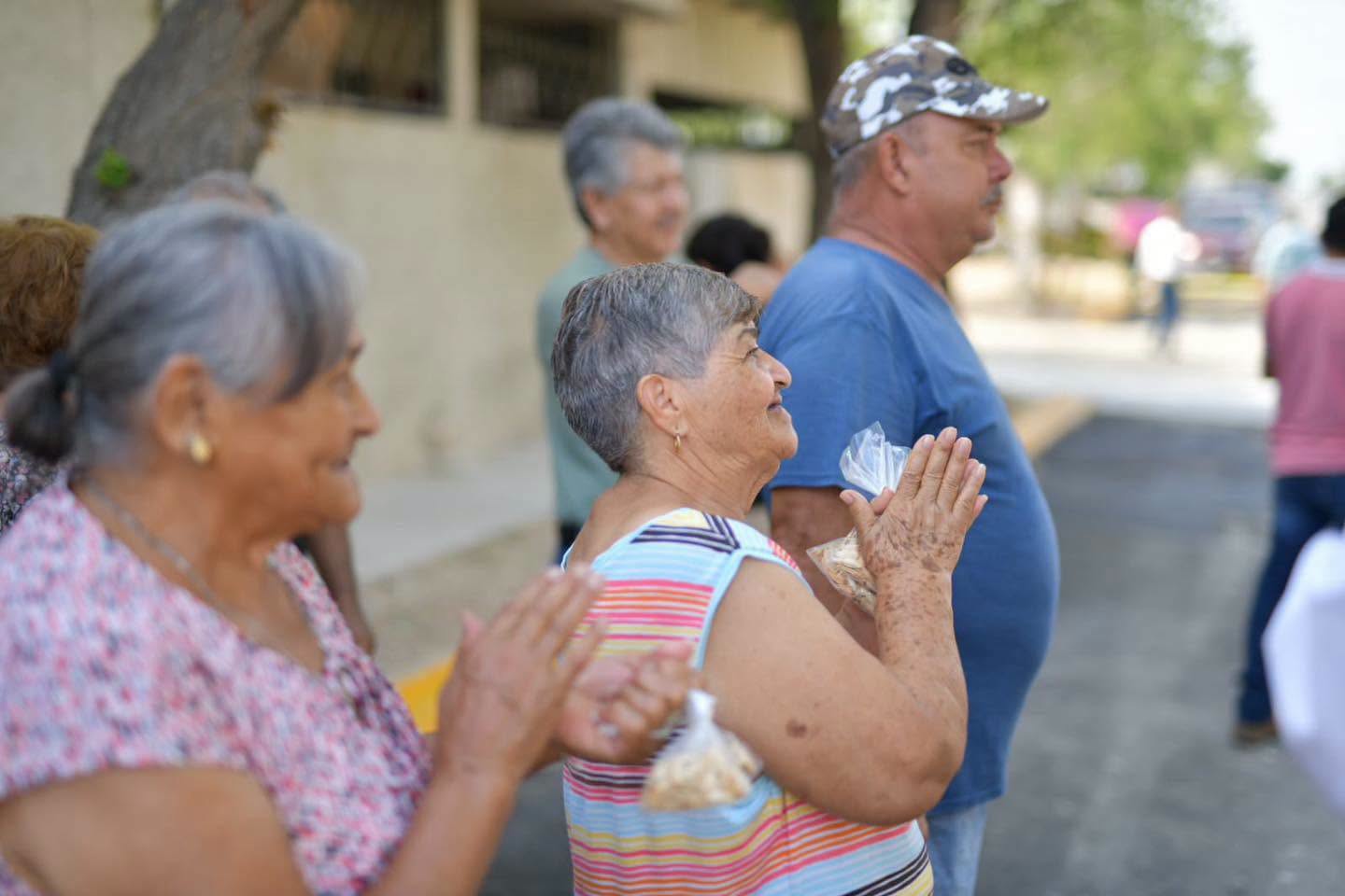 MÁS OBRAS, MEJOR MOVILIDAD: EMILIO DE HOYOS ENTREGA PAVIMENTACIÓN EN LA ATILANO BARRERA
