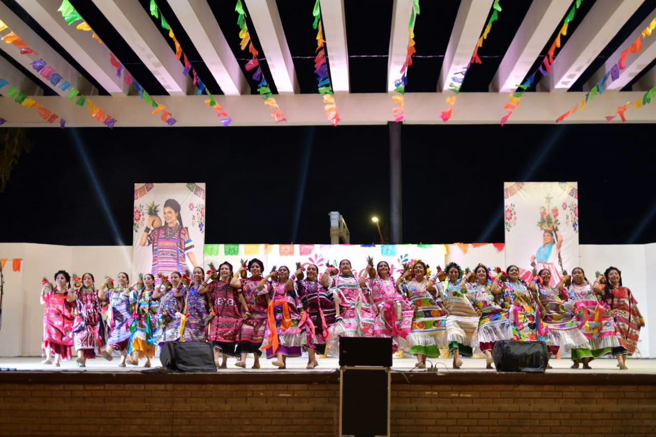 POR QUINTO AÑO CONSECUTIVO, ACUÑA VIVIÓ LA MAGIA Y BELLEZA DE LA GUELAGUETZA