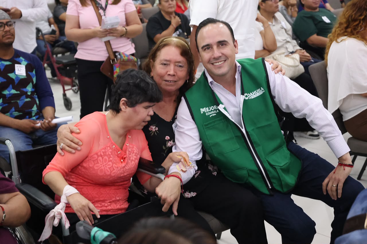 SEGUIMOS ENTREGANDO APOYOS A NUESTRA GENTE CON DISCAPACIDAD: MANOLO