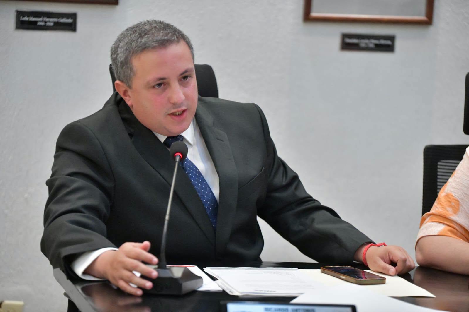 APRUEBAN CONVOCATORIA AL MÉRITO JUVENIL, CONCESIÓN DE LA FERIA DE LA AMISTAD Y ACUERDOS PARA EL DESARROLLO DEL MUNICIPIO
