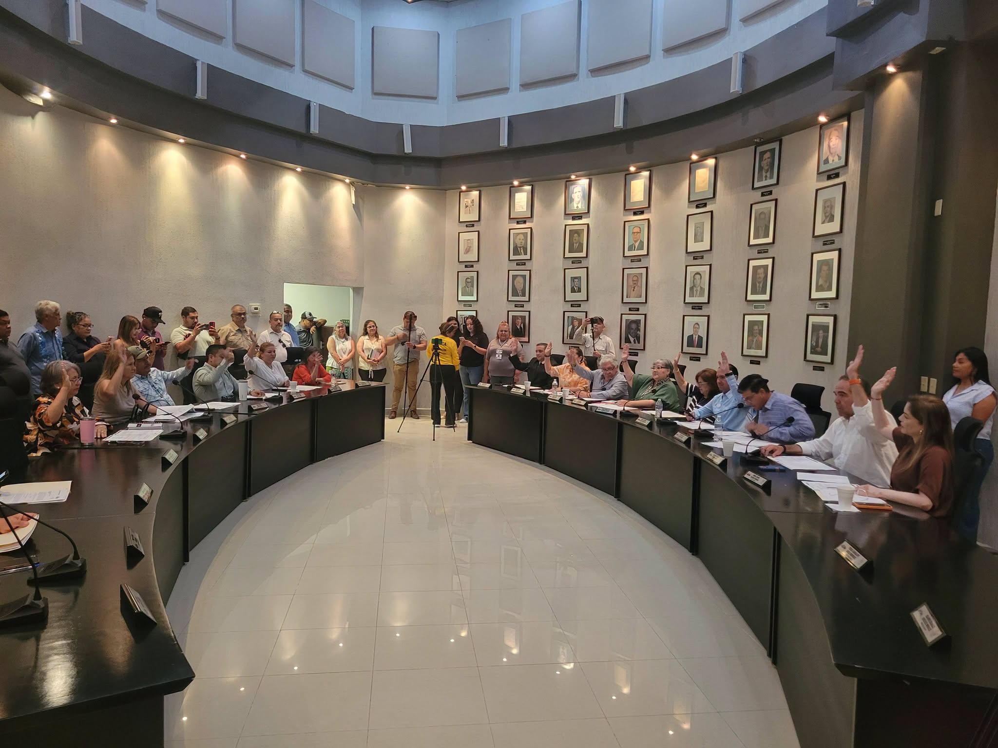 Aprueban Premio municipal de la Juventud 2026