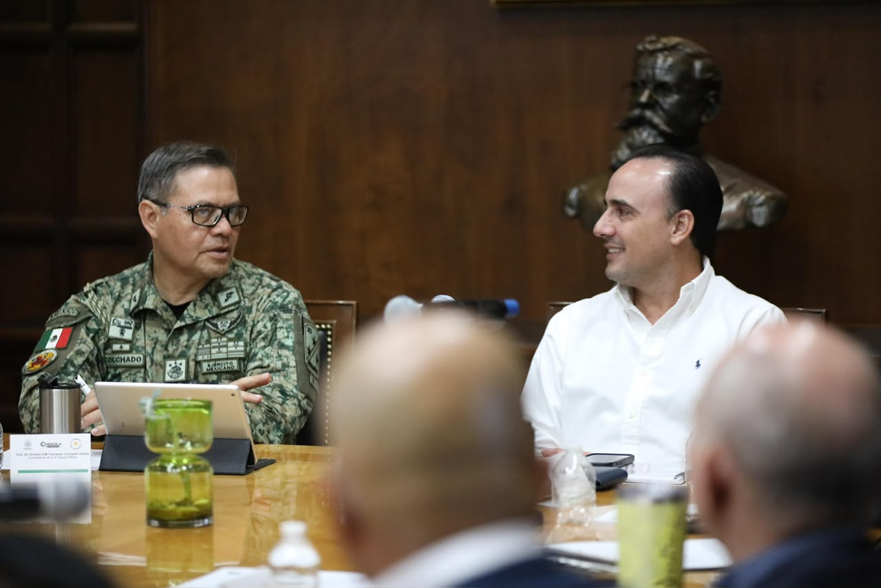 CON VOLUNTAD Y TRABAJO COORDINADO SEGUIMOS REFORZANDO LA SEGURIDAD DE COAHUILA: MANOLO