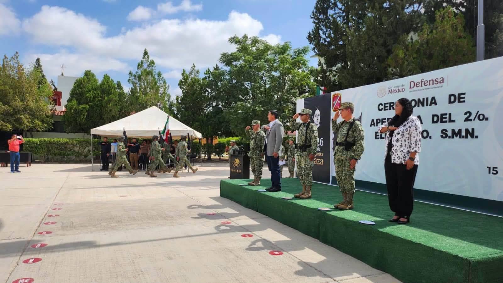 Dan la bienvenida a los Soldados del SMN