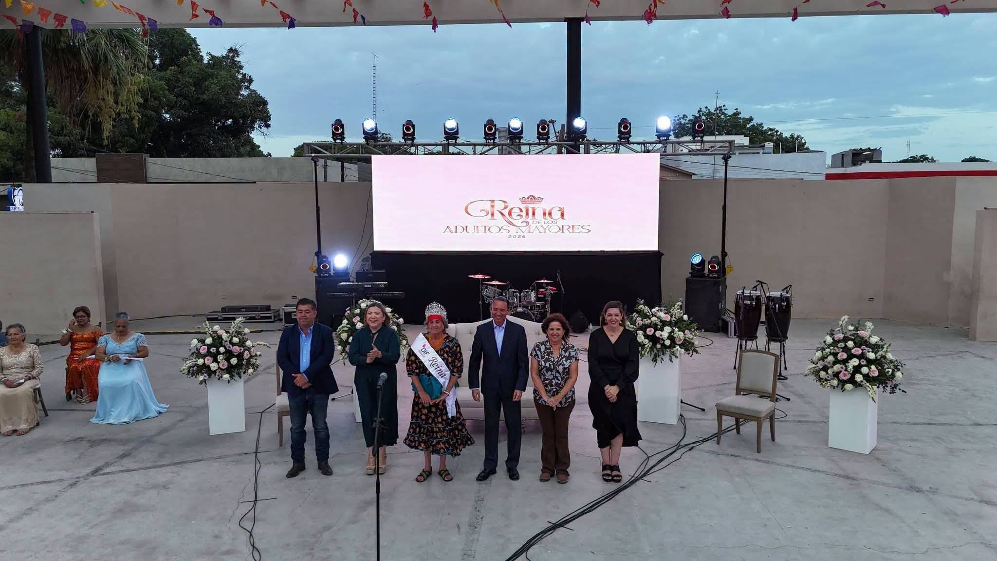 EN UNA VELADA DE TRADICIÓN, SABOR Y RECONOCIMIENTO ELIGEN A LORENA MARTÍNEZ COMO REINA DE LAS PERSONAS ADULTAS MAYORES DE ACUÑA