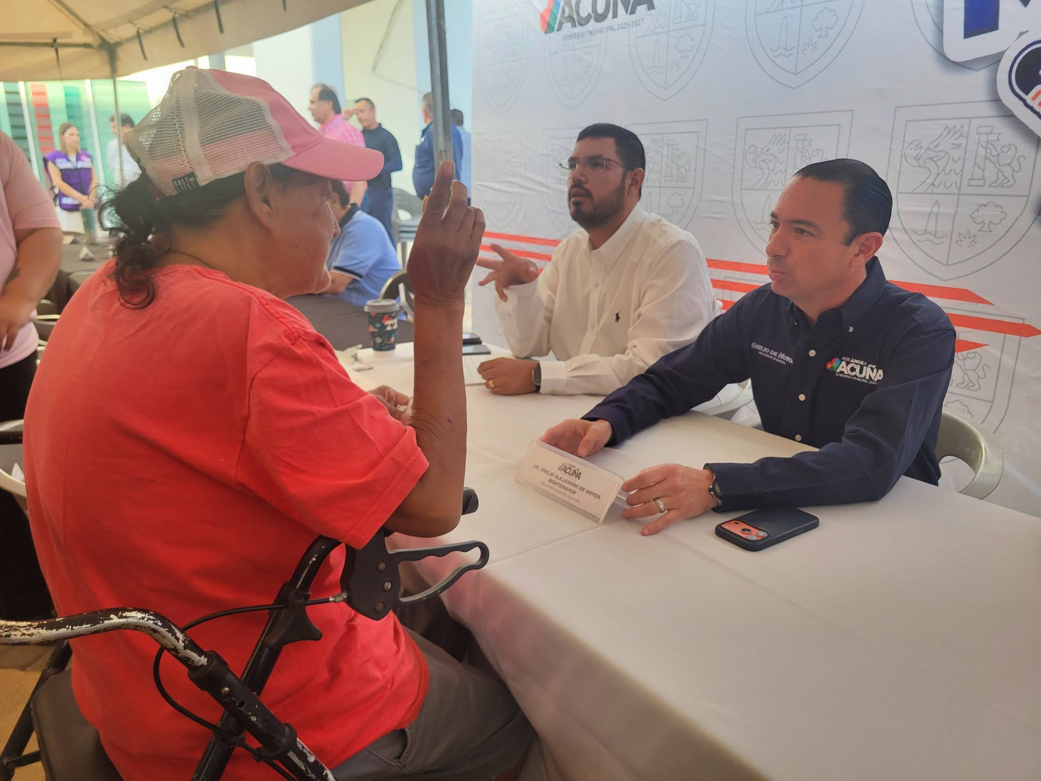 Encabeza Emilio programa "Miércoles con tu Alcalde"