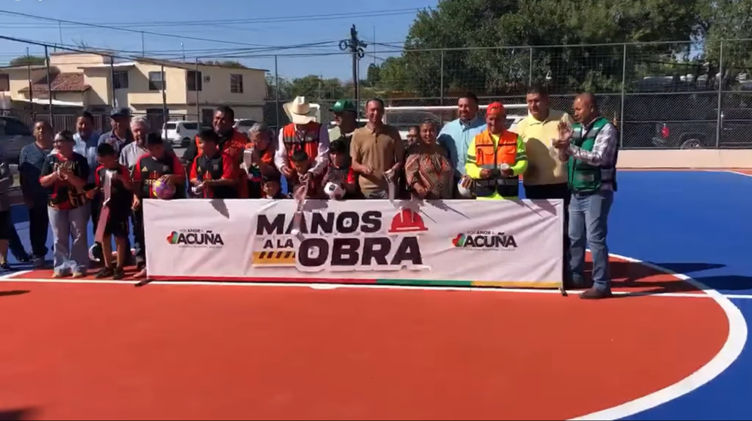 Entrega el alcalde Emilio De Hoyos Cancha de Fútbol Rápido