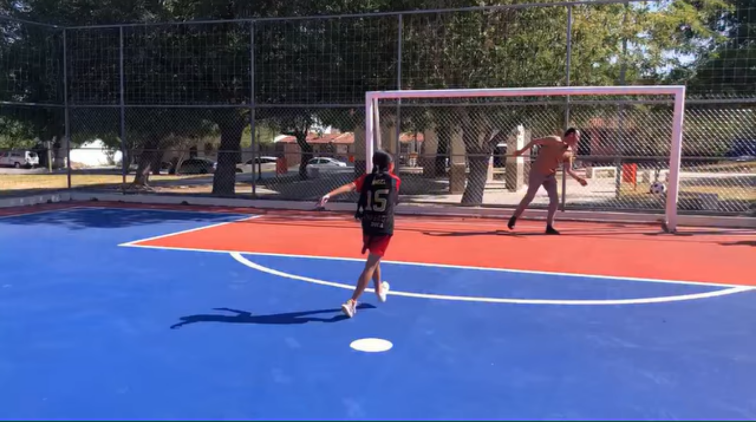 Entrega el alcalde Emilio De Hoyos Cancha de Fútbol Rápido