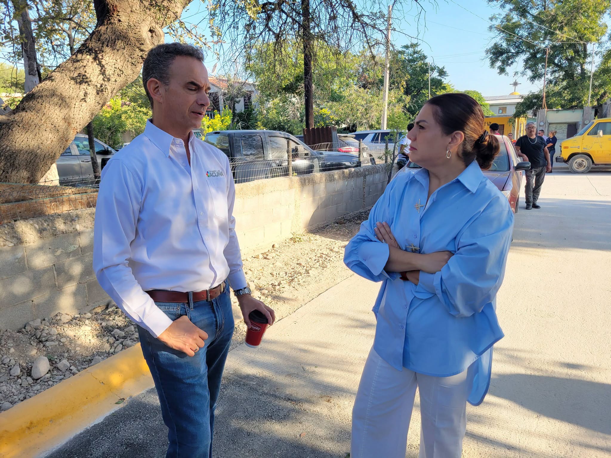 Entrega el alcalde pavimentación en la Francisco