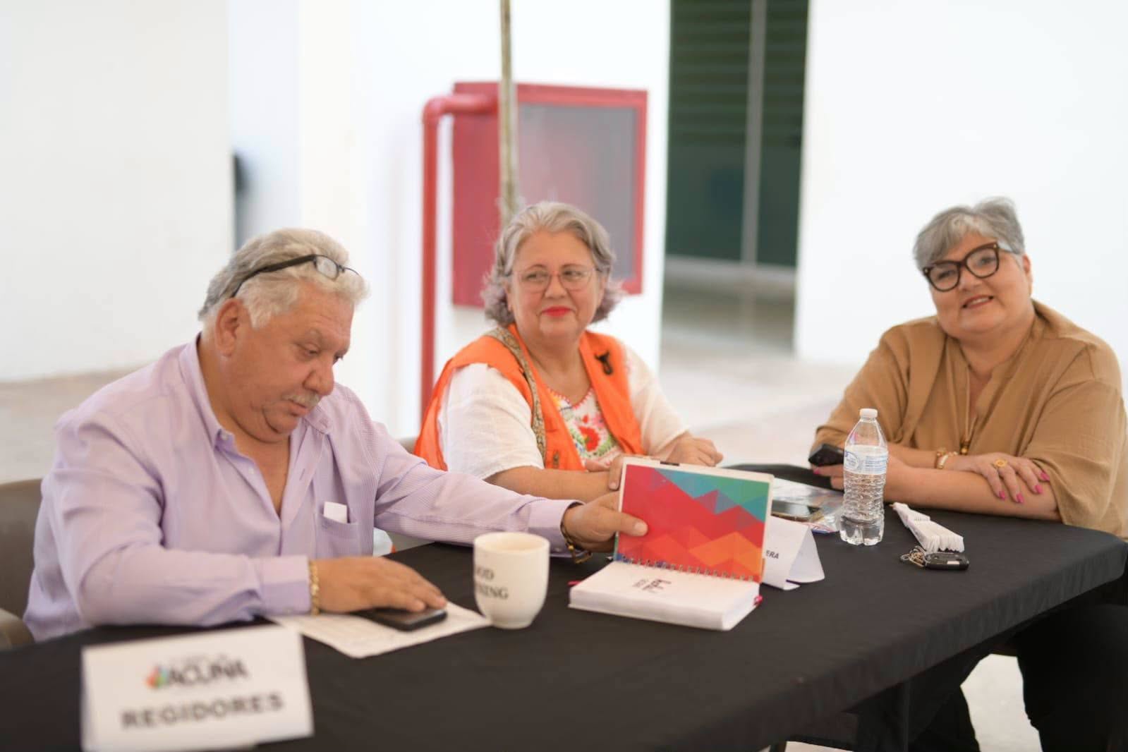 ESCUCHAR, ATENDER Y DAR SEGUIMIENTO: “MIÉRCOLES CON TU ALCALDE” MANTIENE ATENCIÓN DIRECTA A LAS FAMILIAS DE ACUÑA
