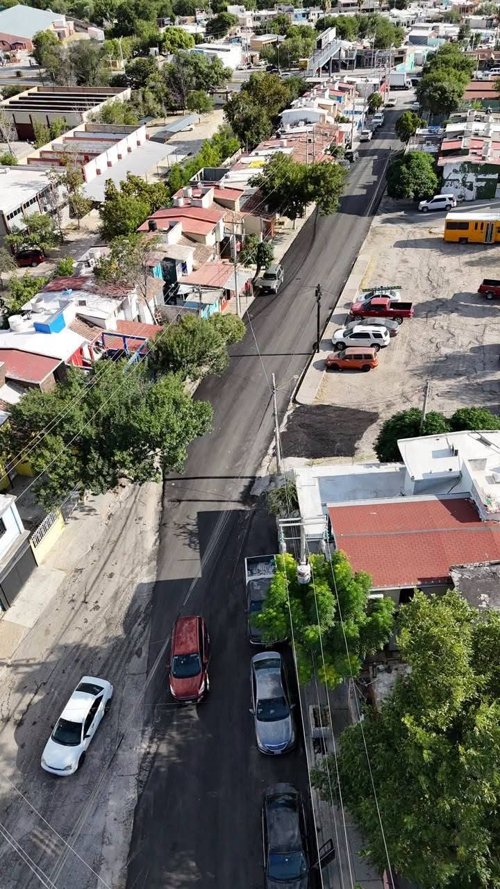 FORTALECE EMILIO DE HOYOS INFRAESTRUCTURA Y ESPACIOS PÚBLICOS EN BENEFICIO DE DOS COLONIAS