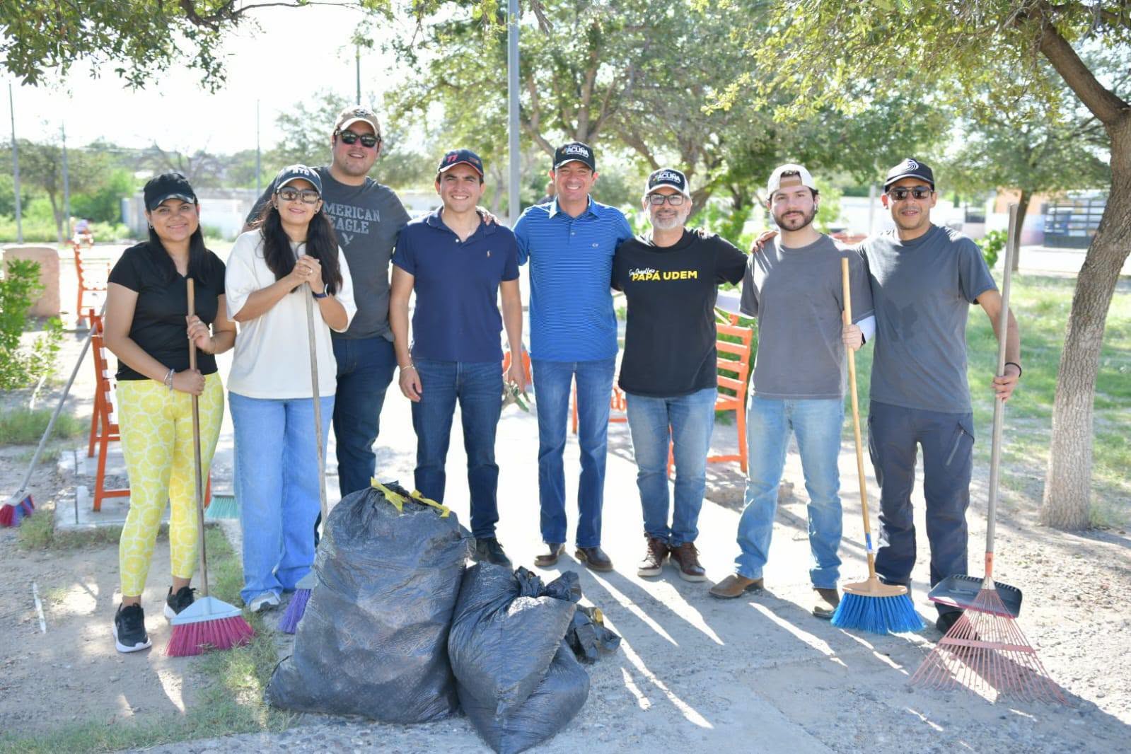 GOBIERNO DE UNIDAD REFUERZA LIMPIEZA Y RESCATE DE PLAZAS