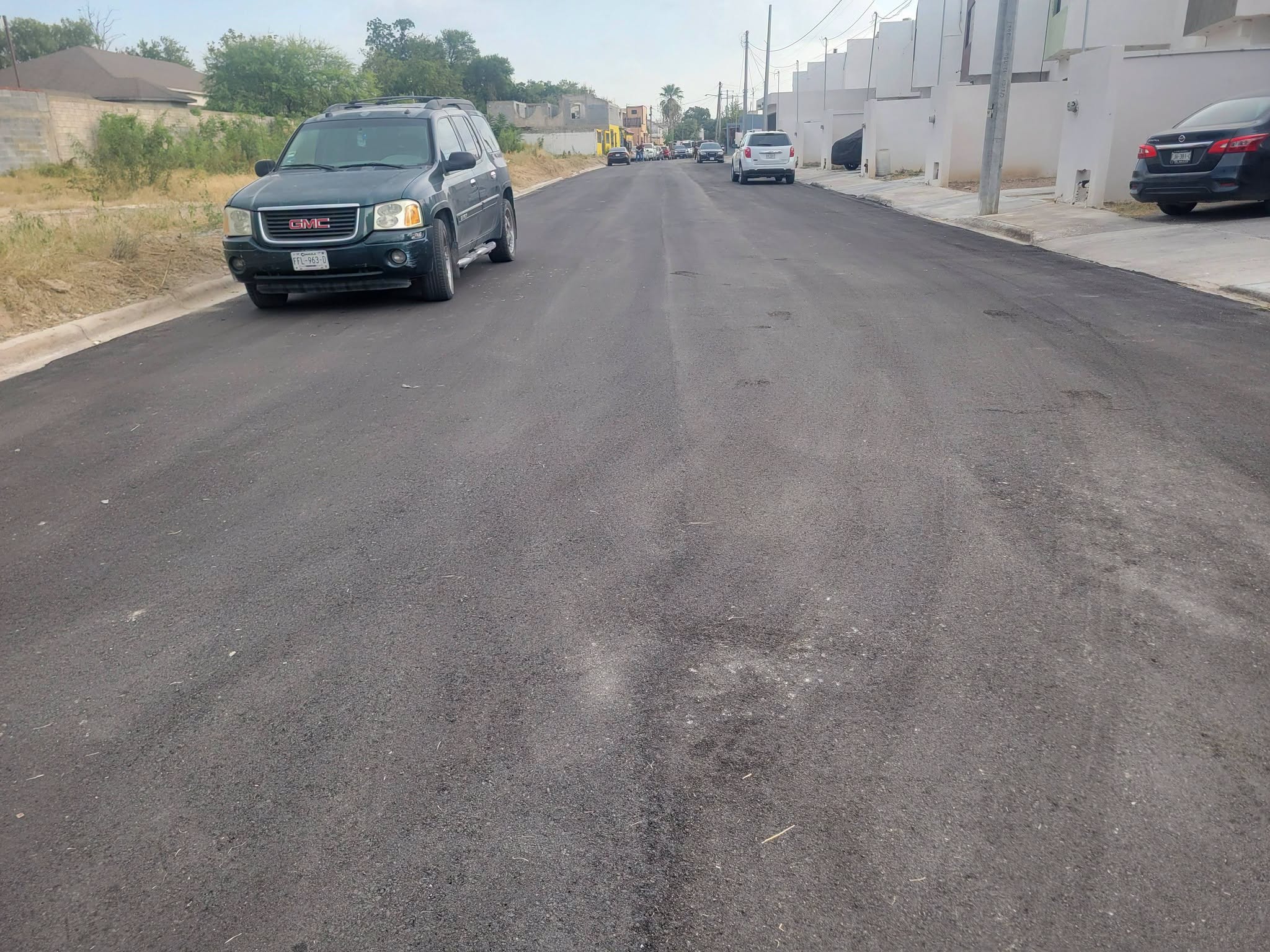 Inaugura el alcalde pavimentación en La Amistad