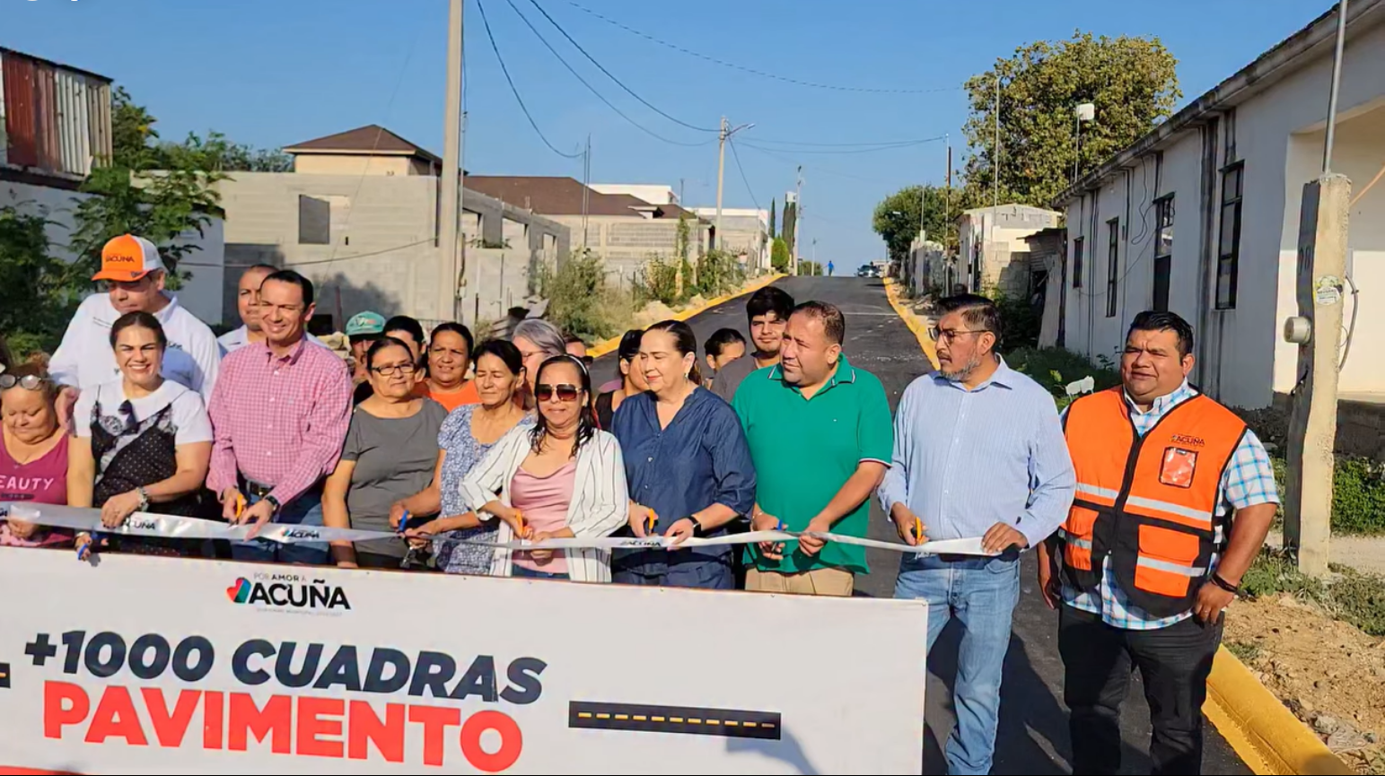 Inauguran pavimentación en colonia Las Torres