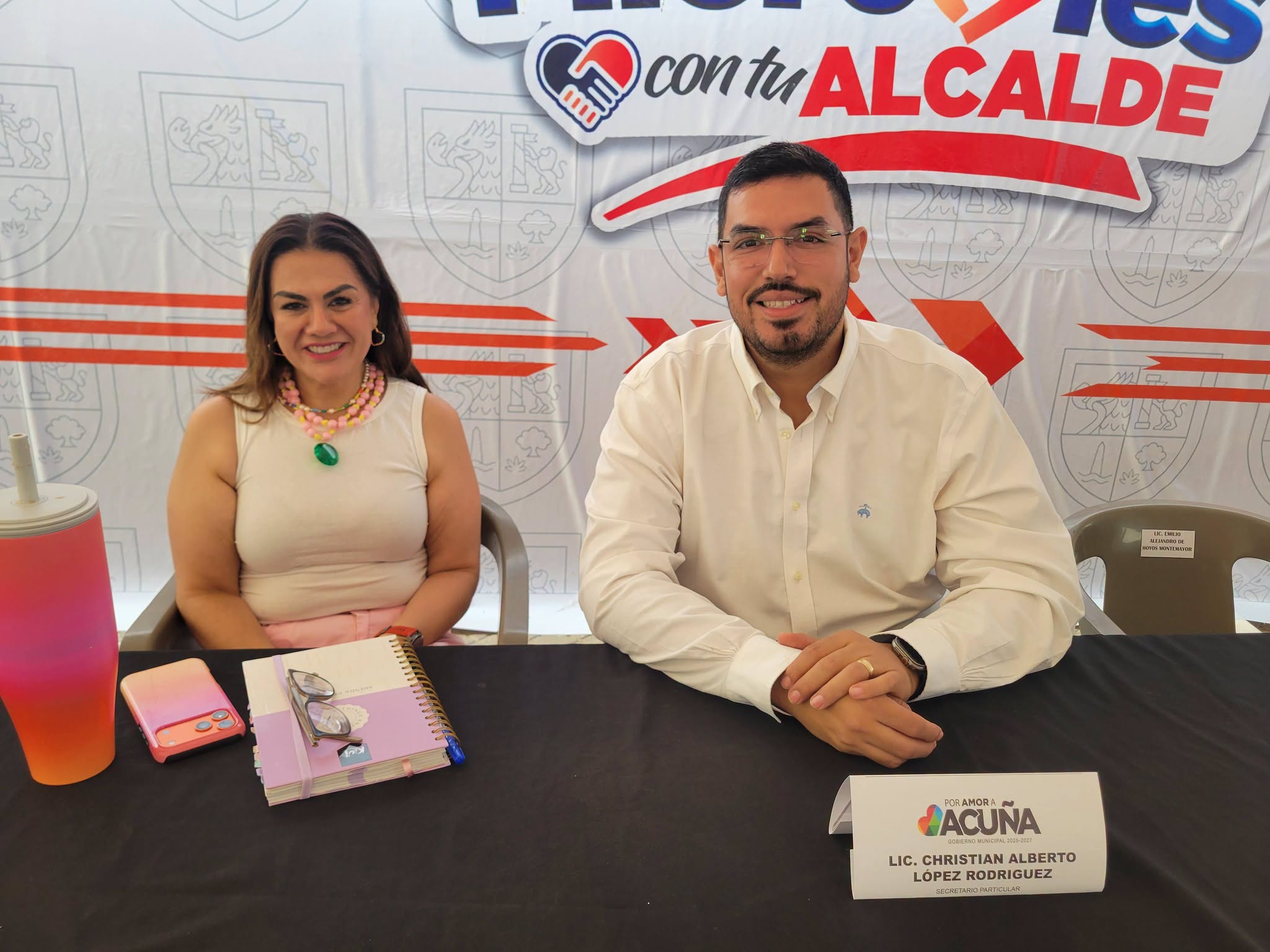 Inicia Emilio programa Miércoles con tu Alcalde en el patio central de la Presidencia Municipal