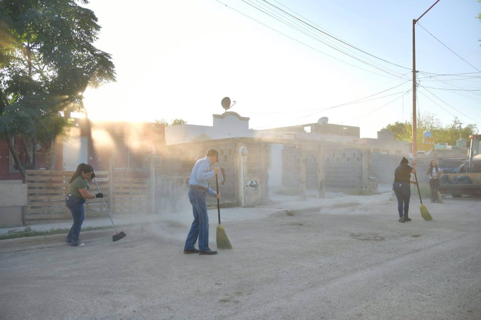 MANOS A LA OBRA LLEVA ACCIONES Y RESULTADOS A ENCINOS, CAPISTRANO Y PERIODISTAS
